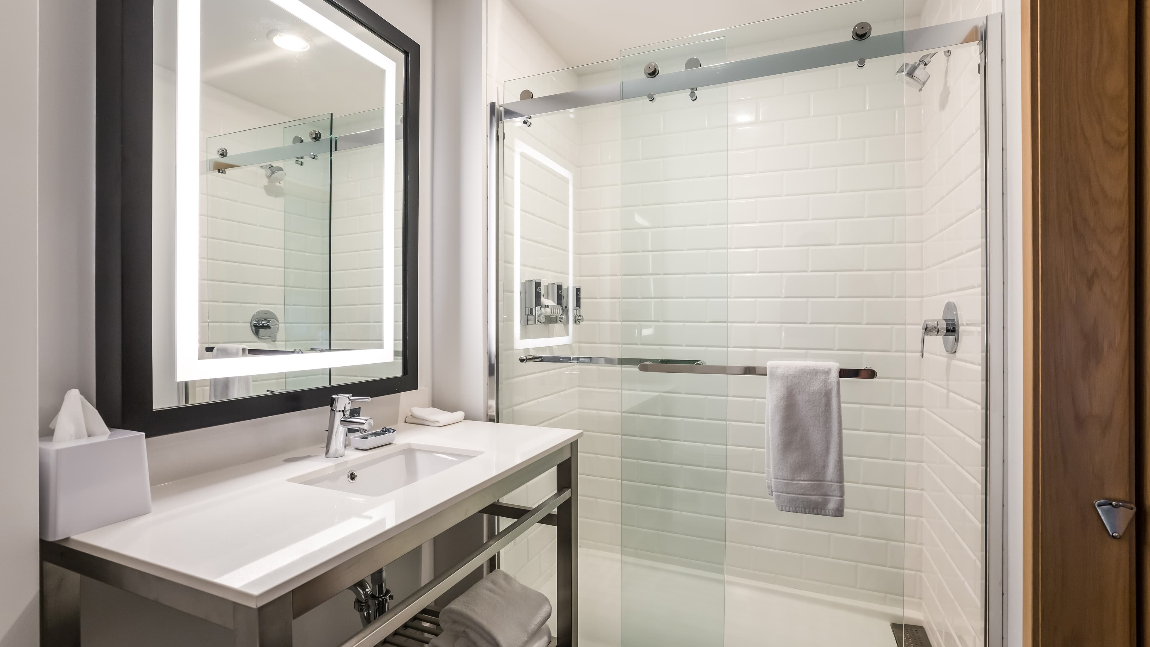 Traditional Room - Image 7