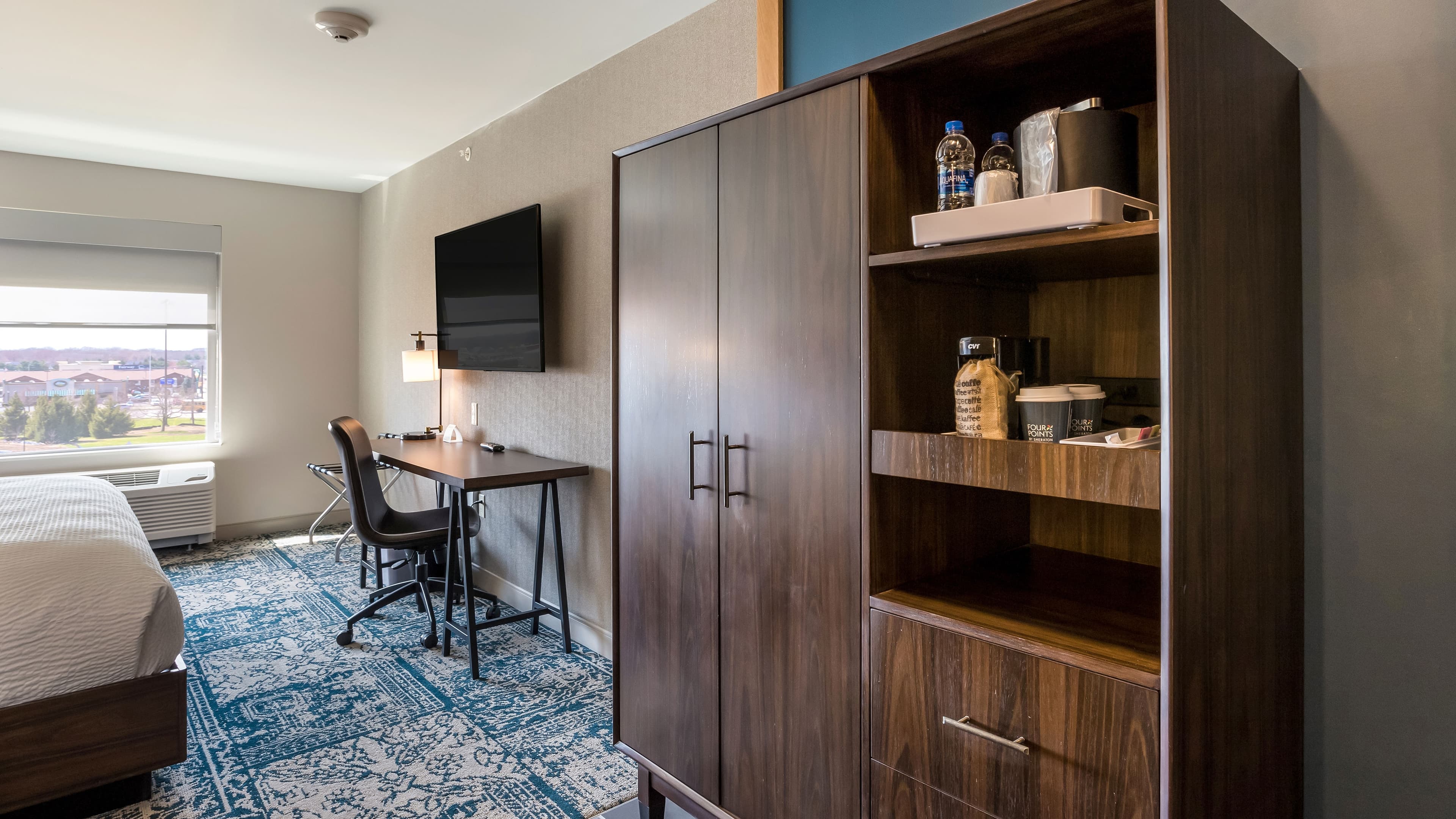 Traditional Room - Image 1