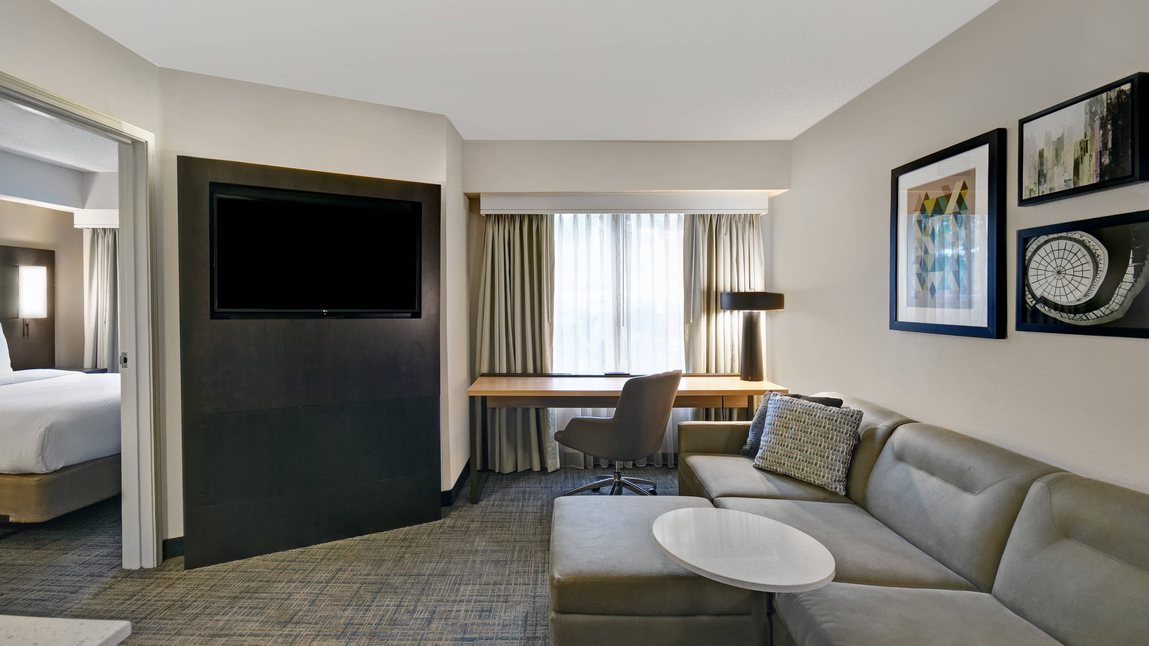 1 Bedroom Suite - Image 2