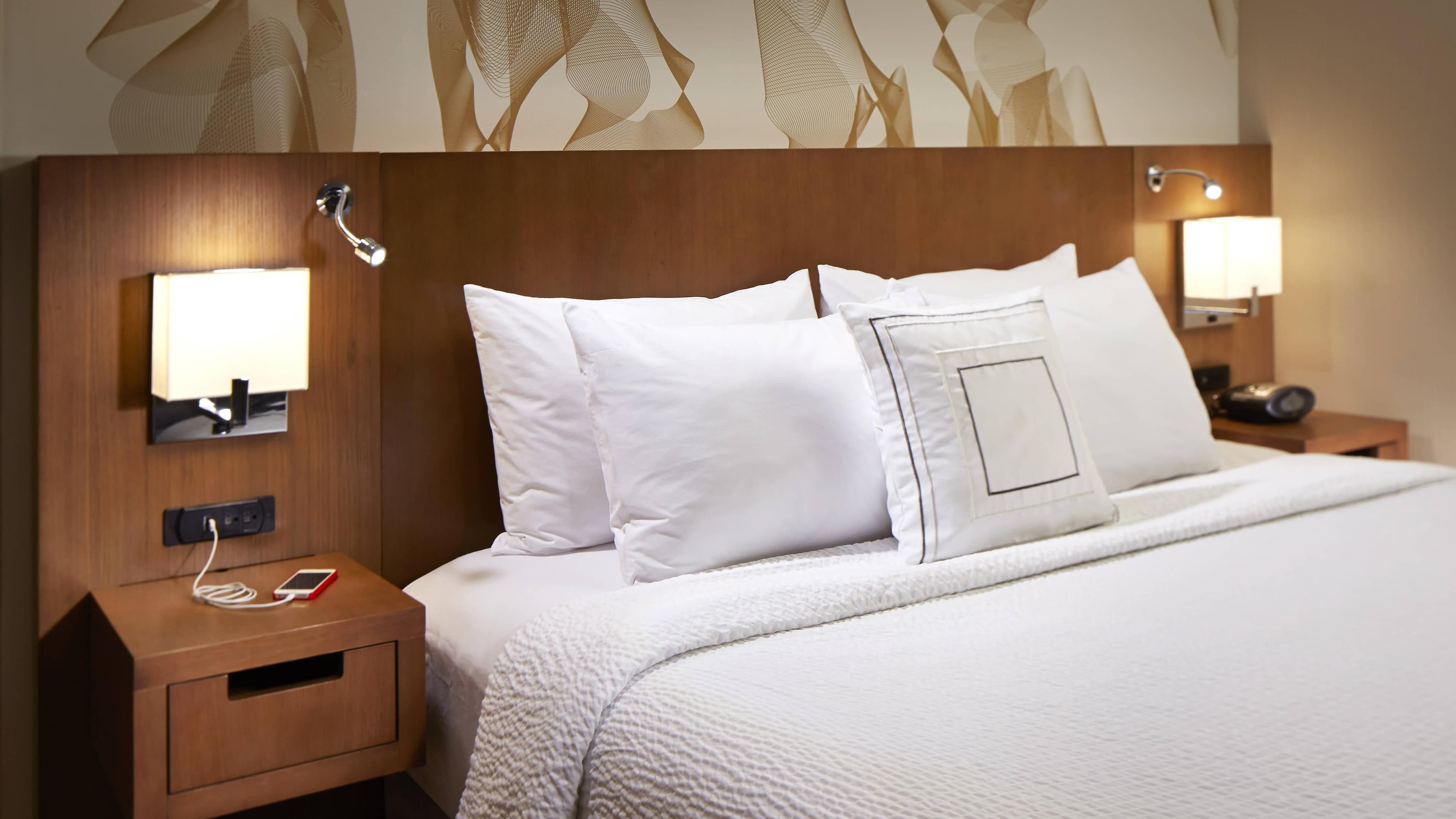 King Guest Room - Image 2