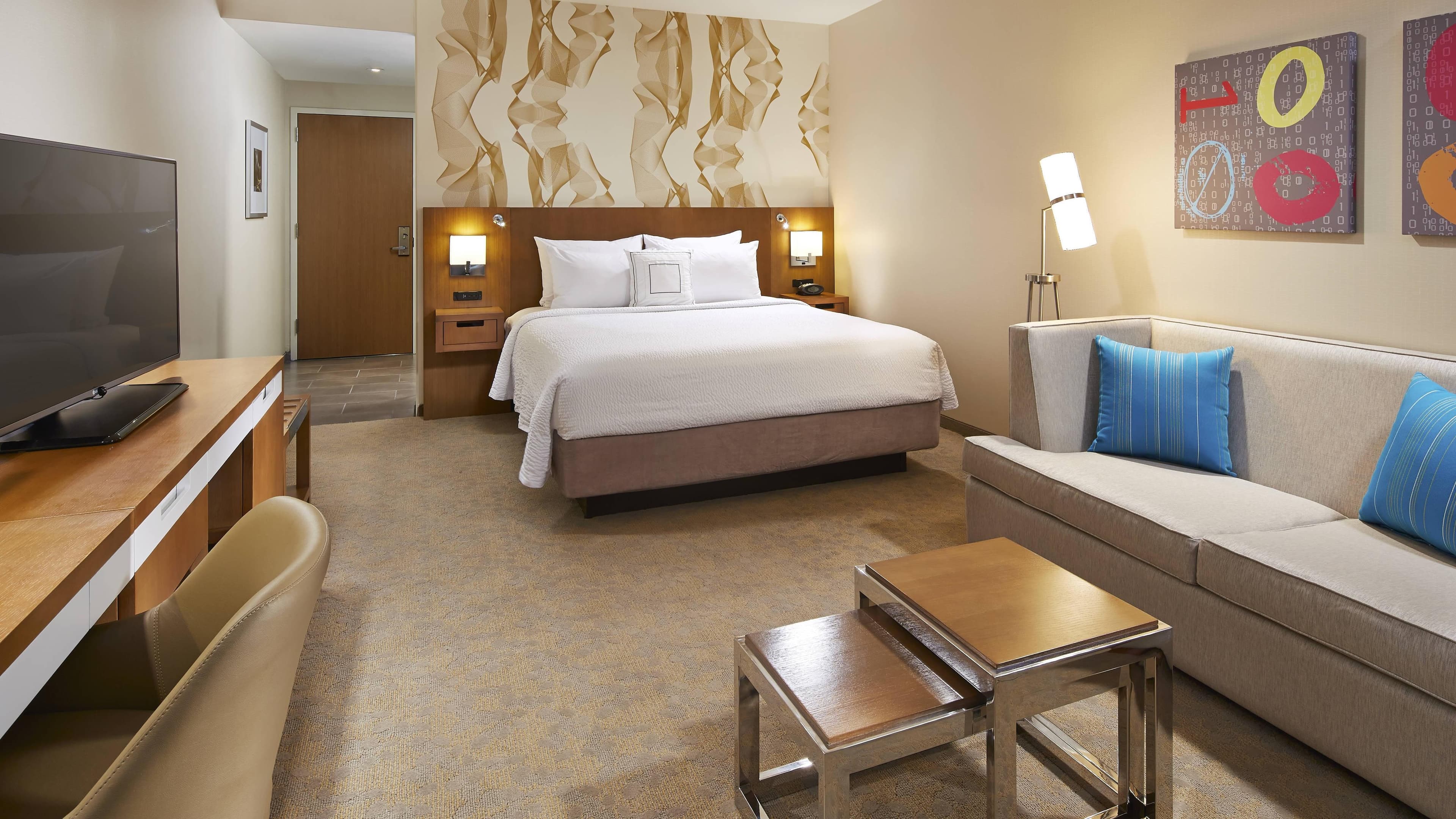 King Guest Room - Image 1