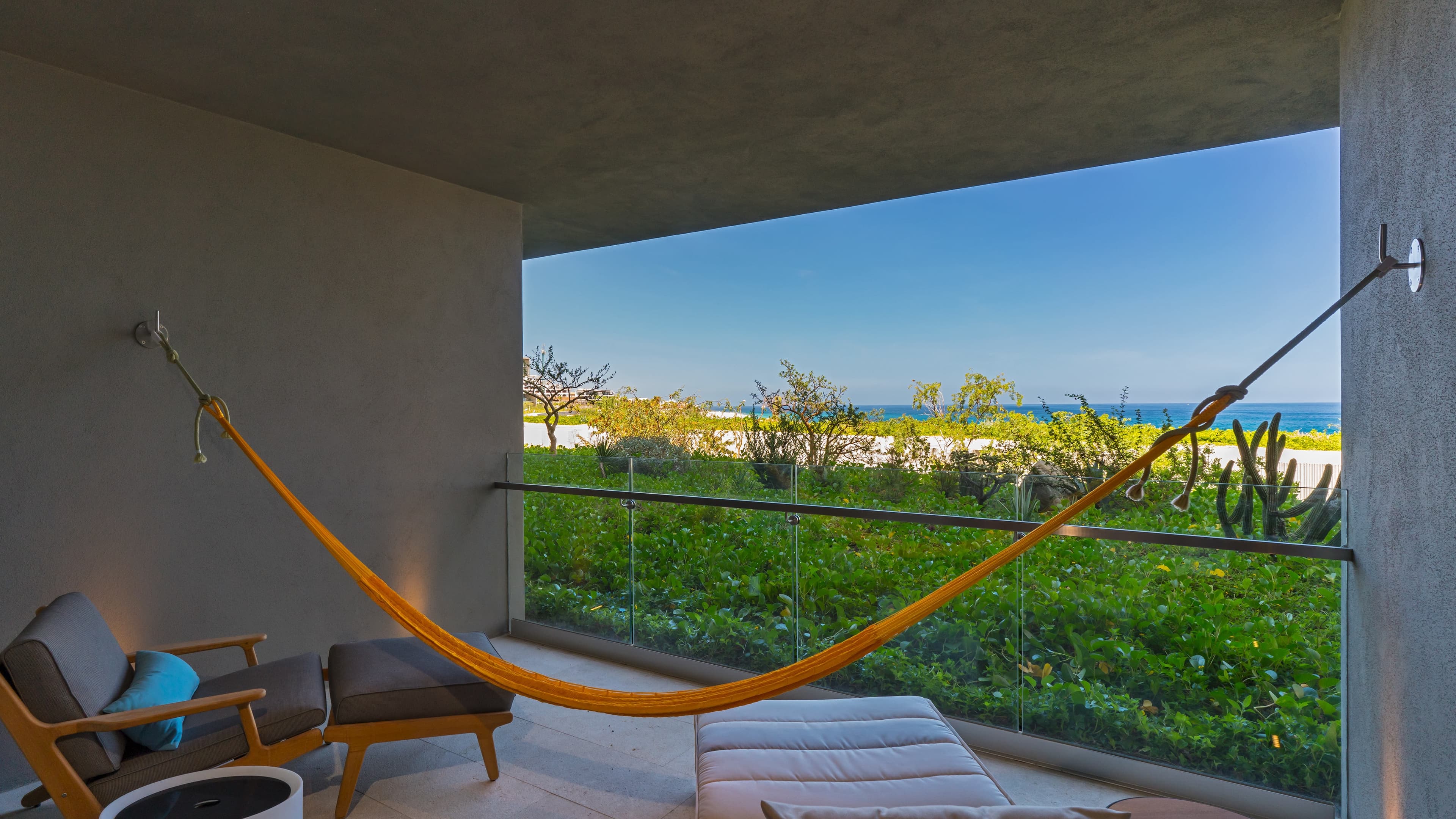 Oasis Room - Image 1