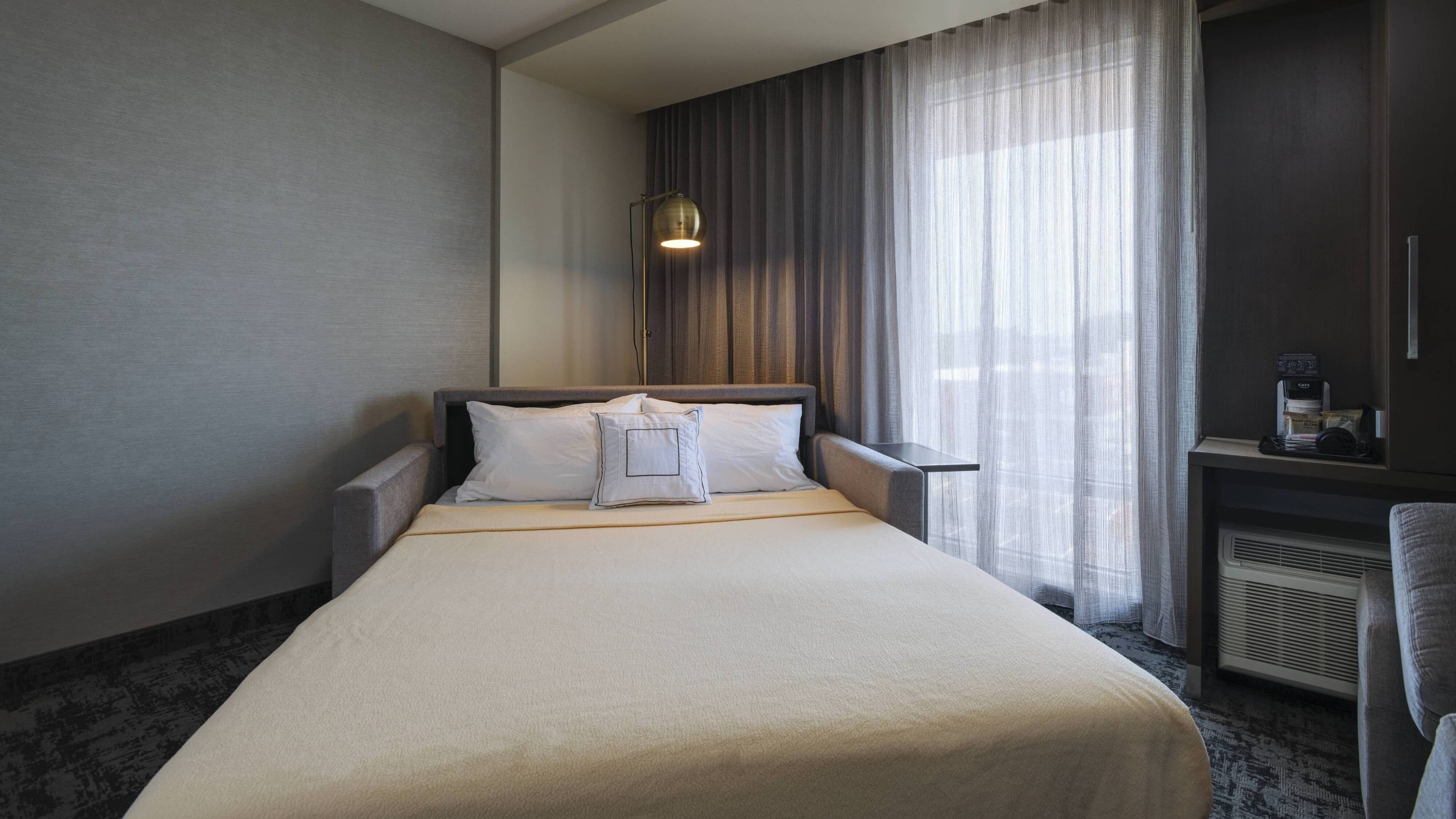 Guest Room King with Sofa - Image 2