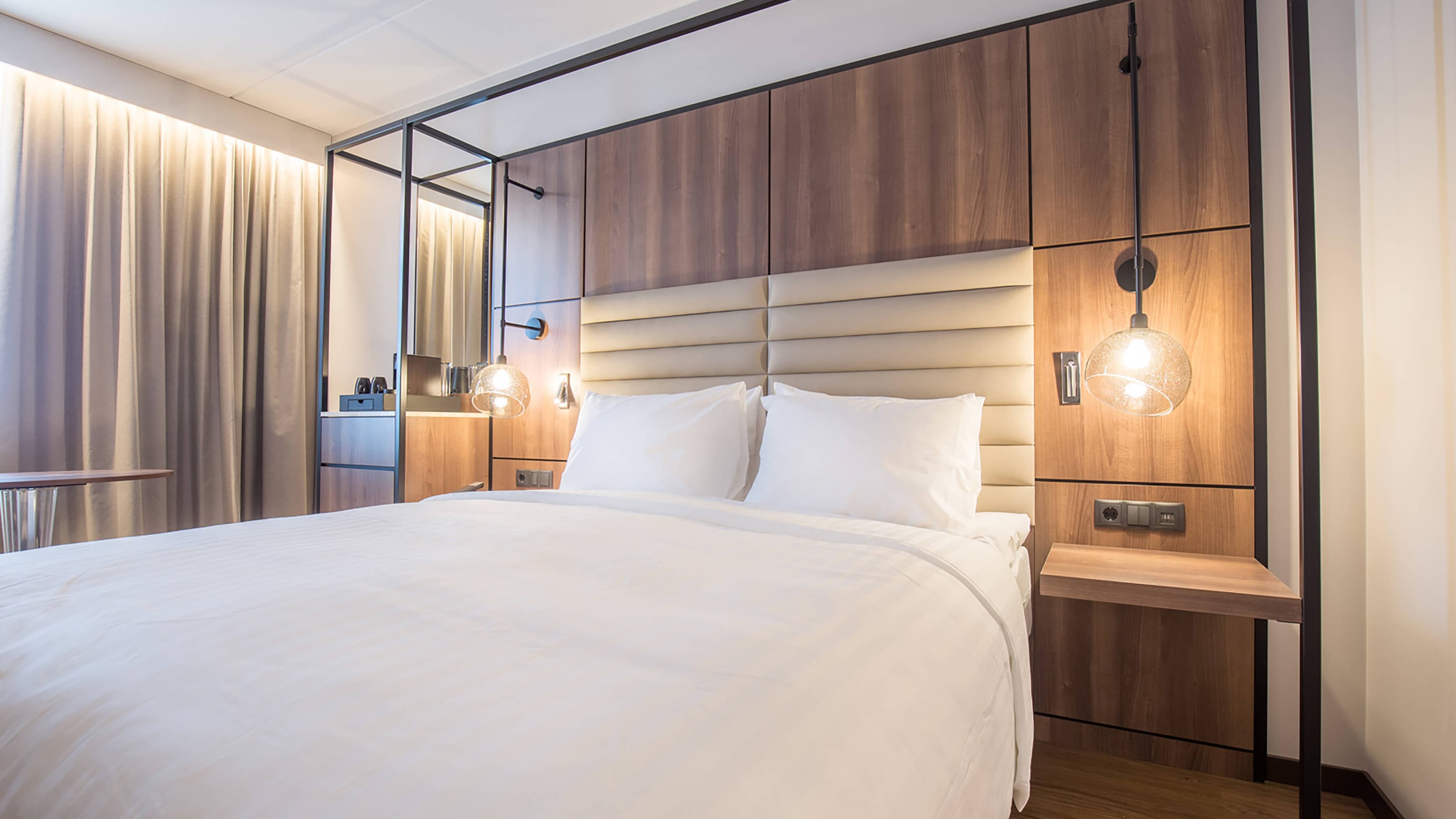 Standard King - Image 4