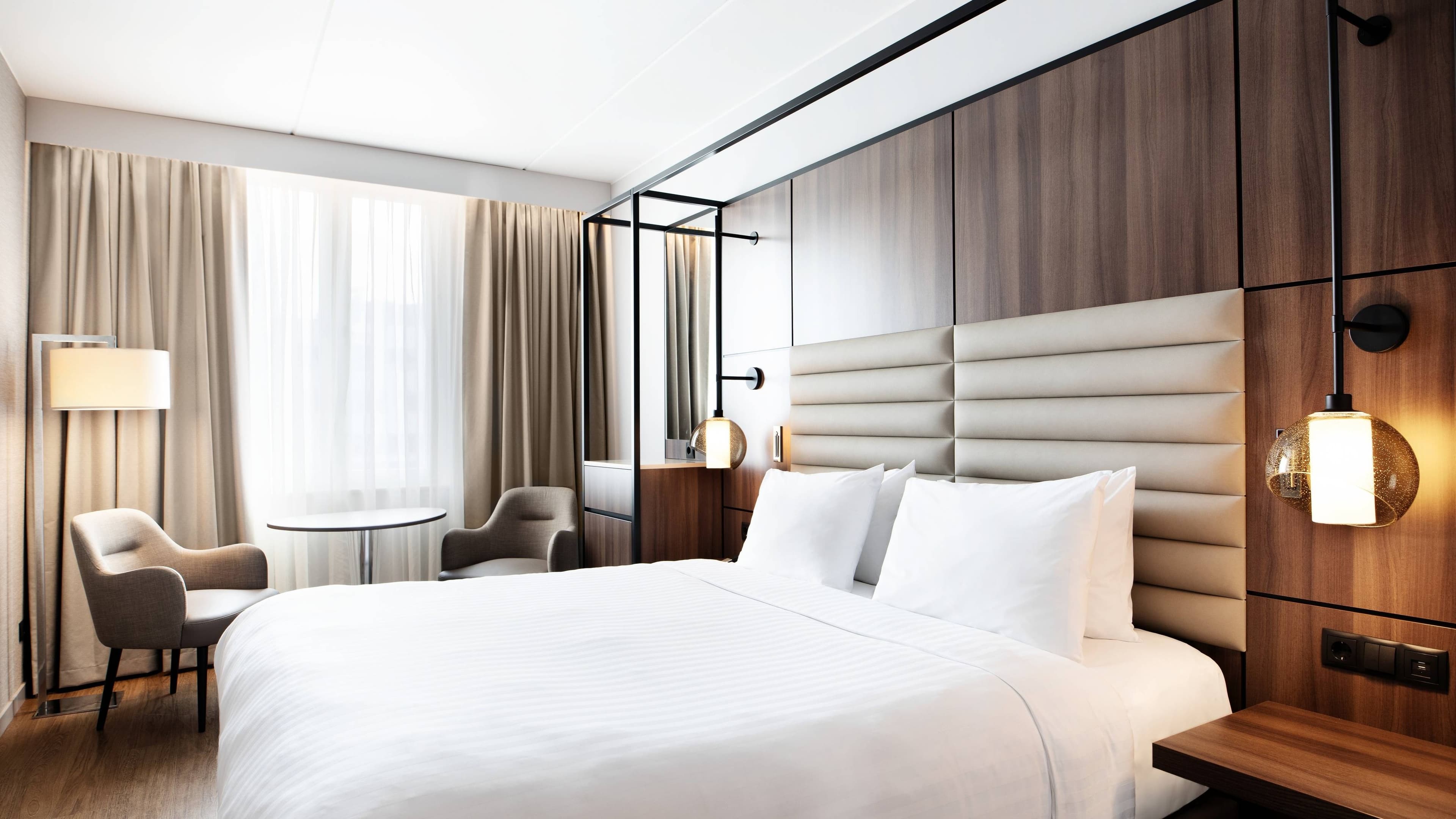 Standard King - Image 2