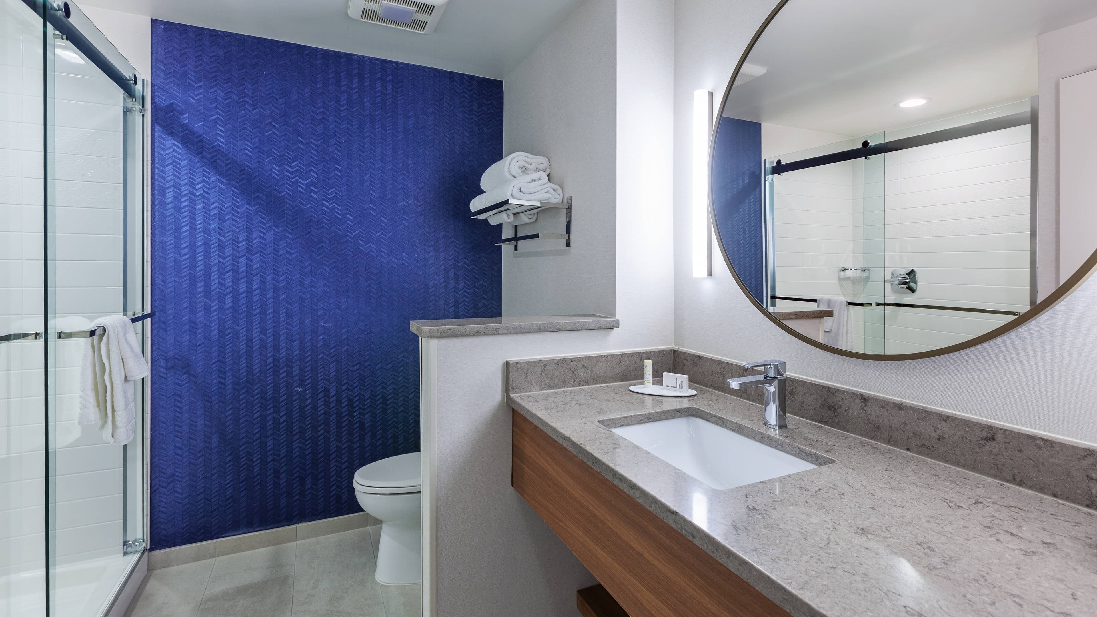 King Bedroom - Image 4