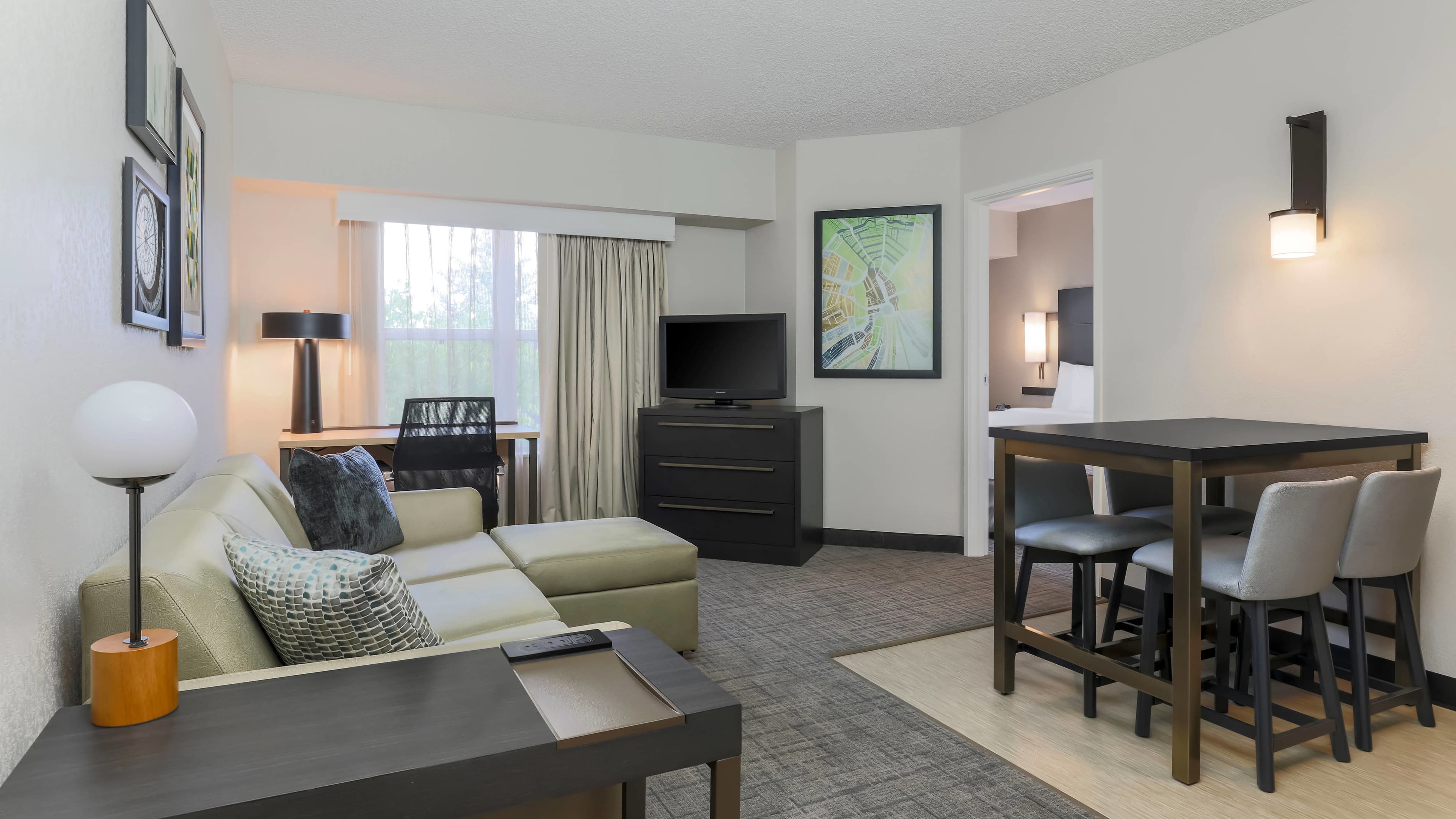 1 Bedroom Suite - Image 1