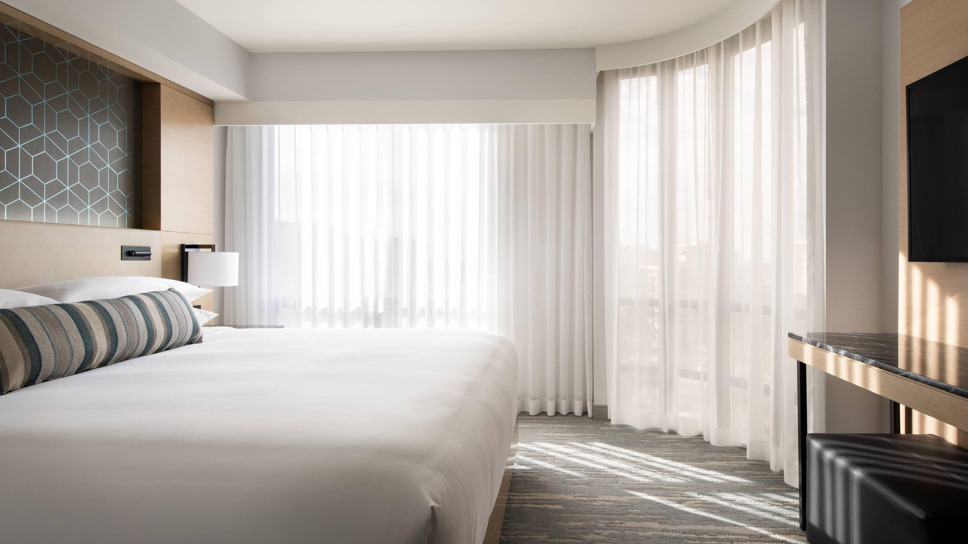 Junior Suite - Image 3