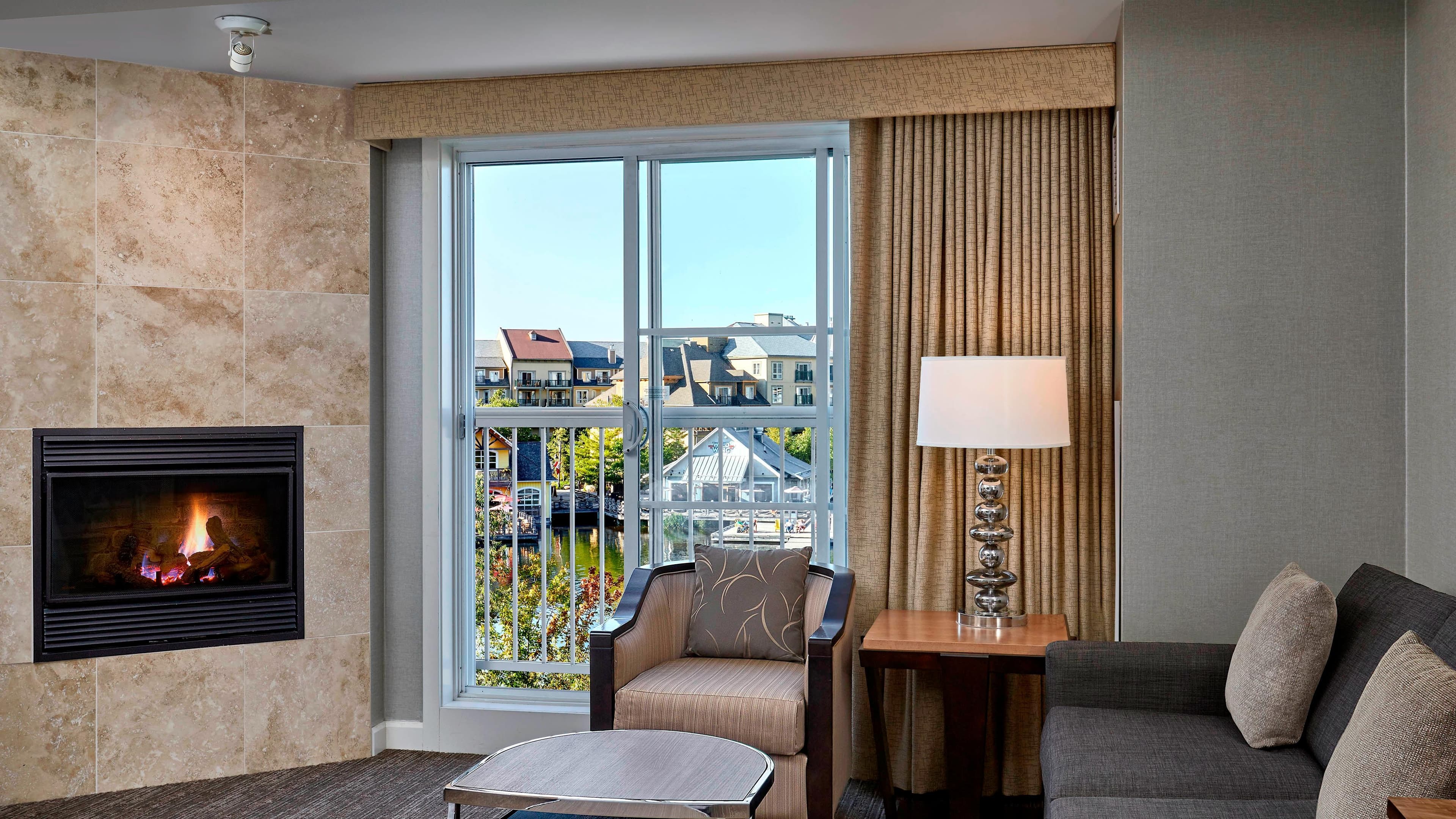 Deluxe Guest room - Image 2