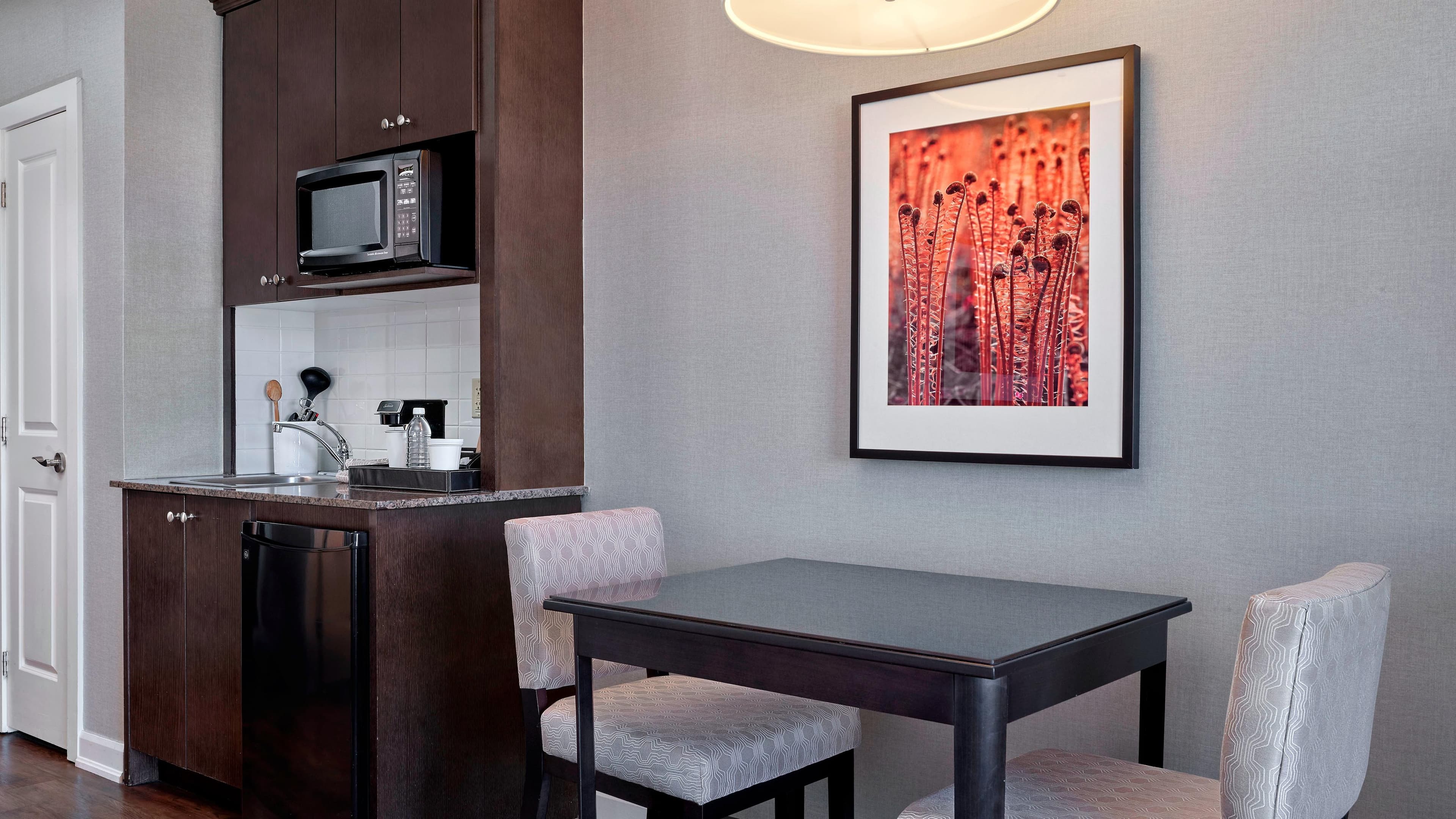 Deluxe Guest room - Image 4