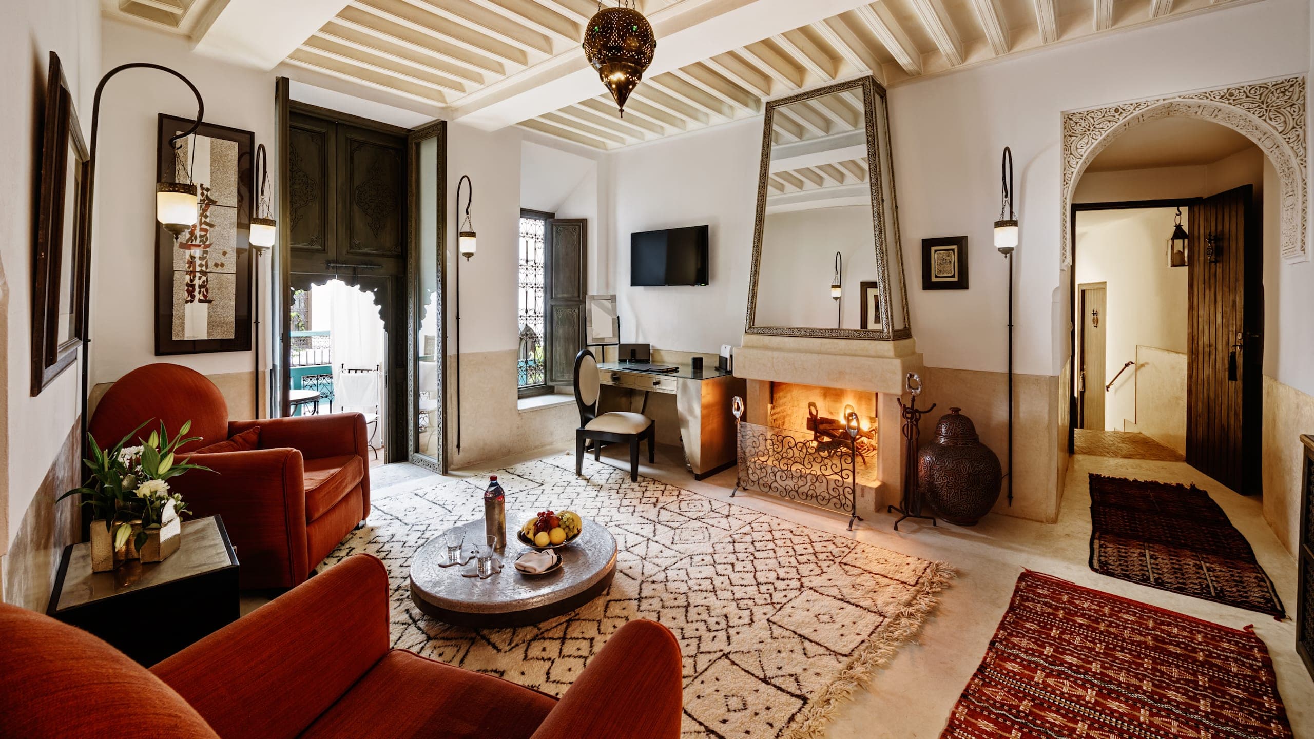 Superior Suite - Image 2