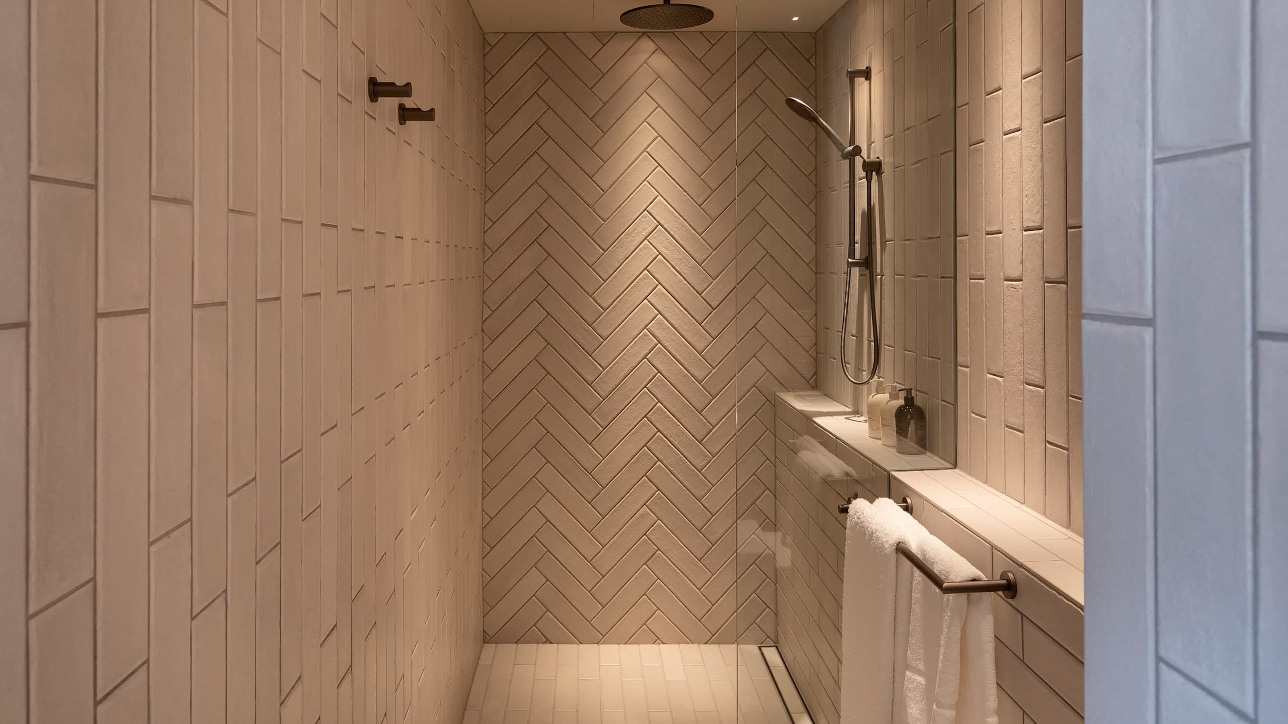 Laneway Room - Image 4