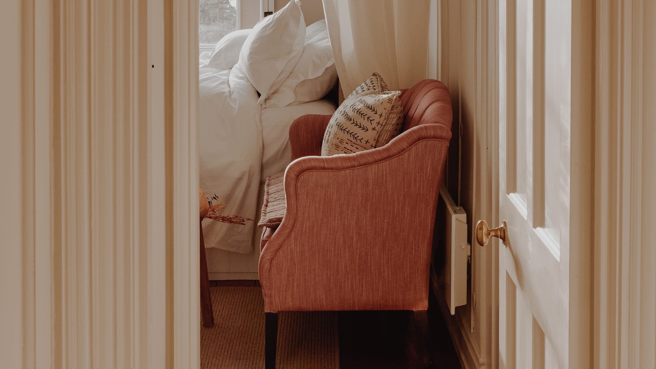 Small Guest Room - Image 1