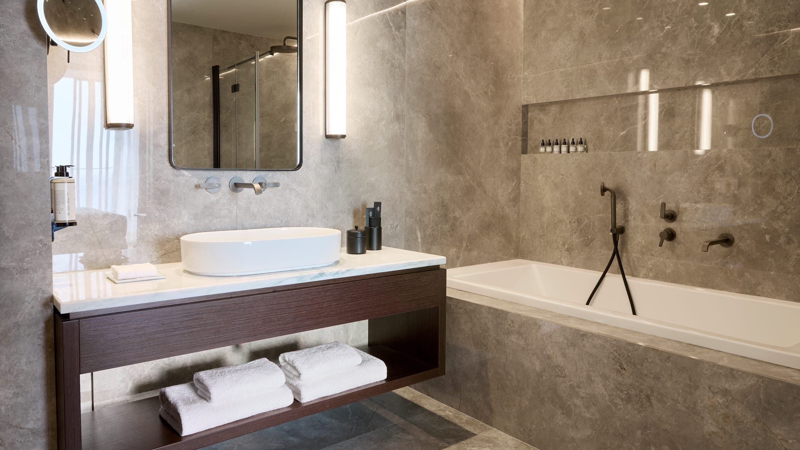 Olympos Suite Sea Front with Balcony - Image 2