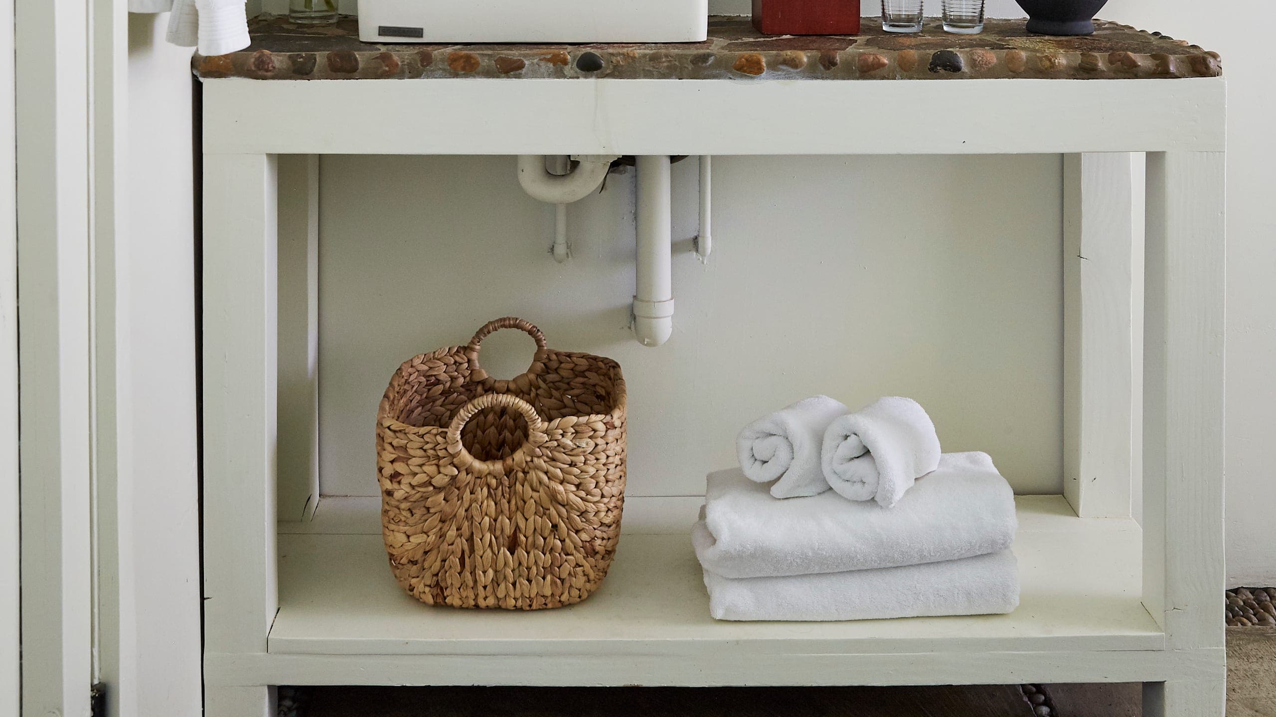 Poolside Room - Image 2