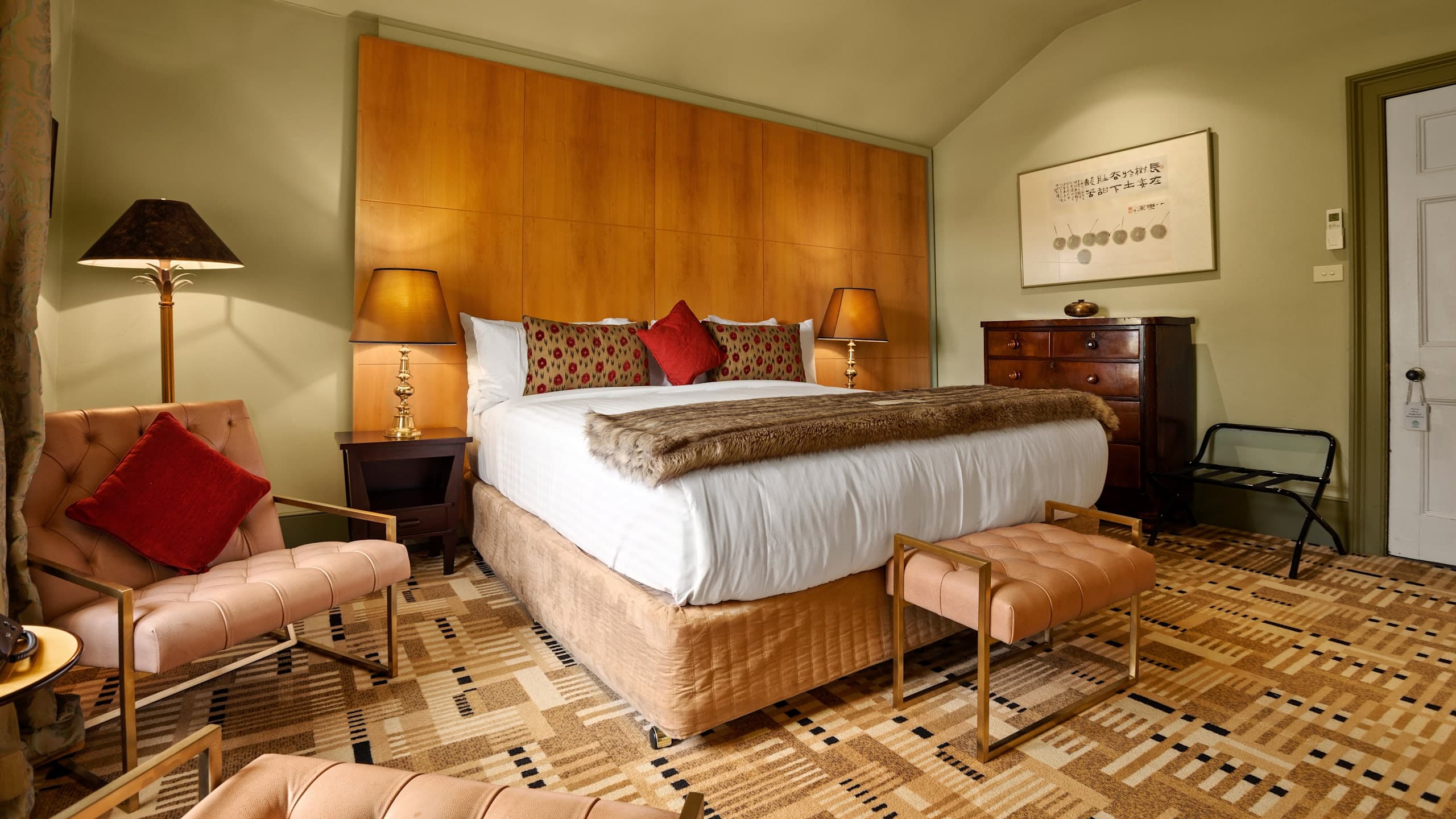 Loft Suite - Image 1