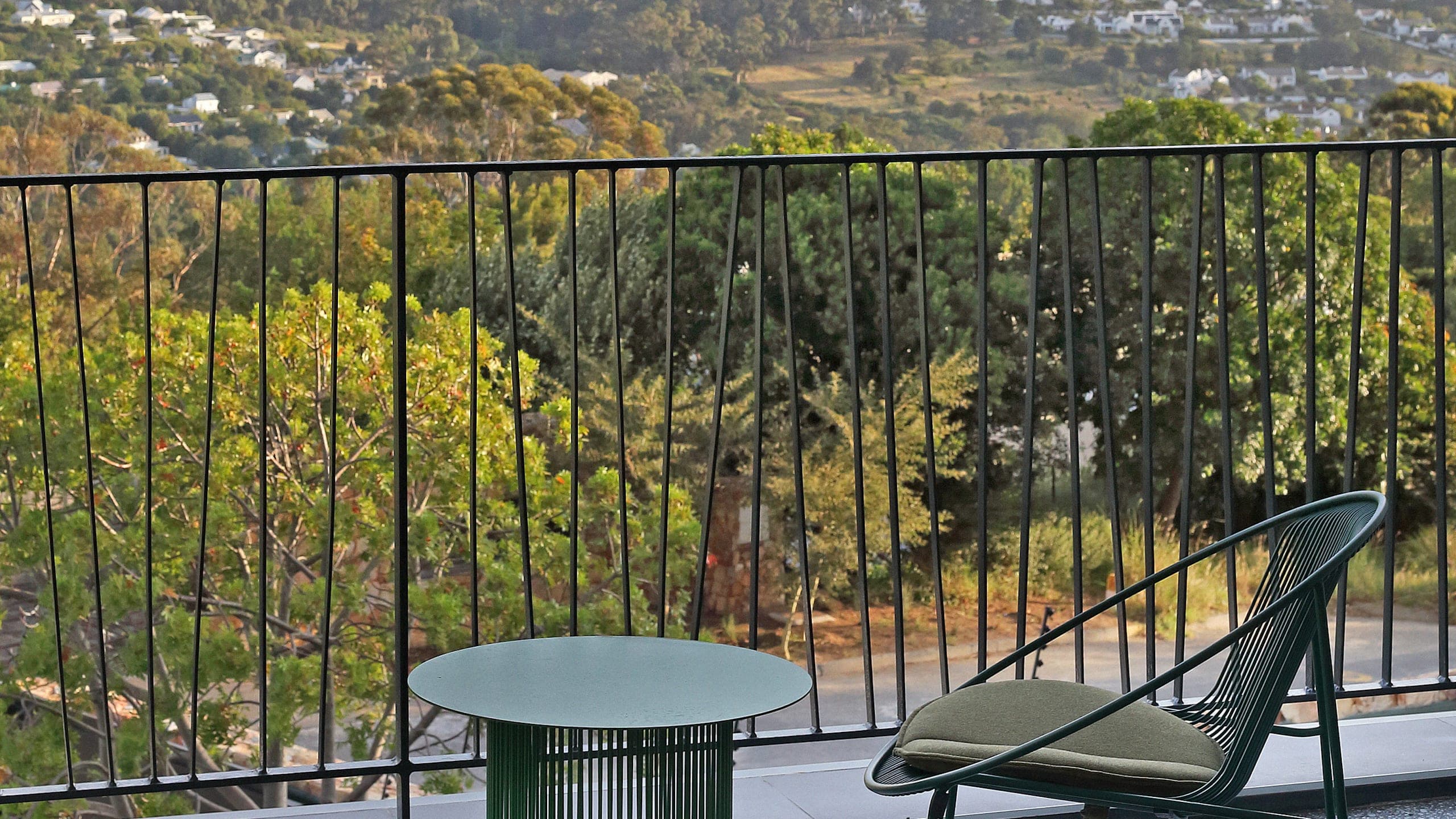 Deluxe Mountain Room (Villa Verte) - Image 3