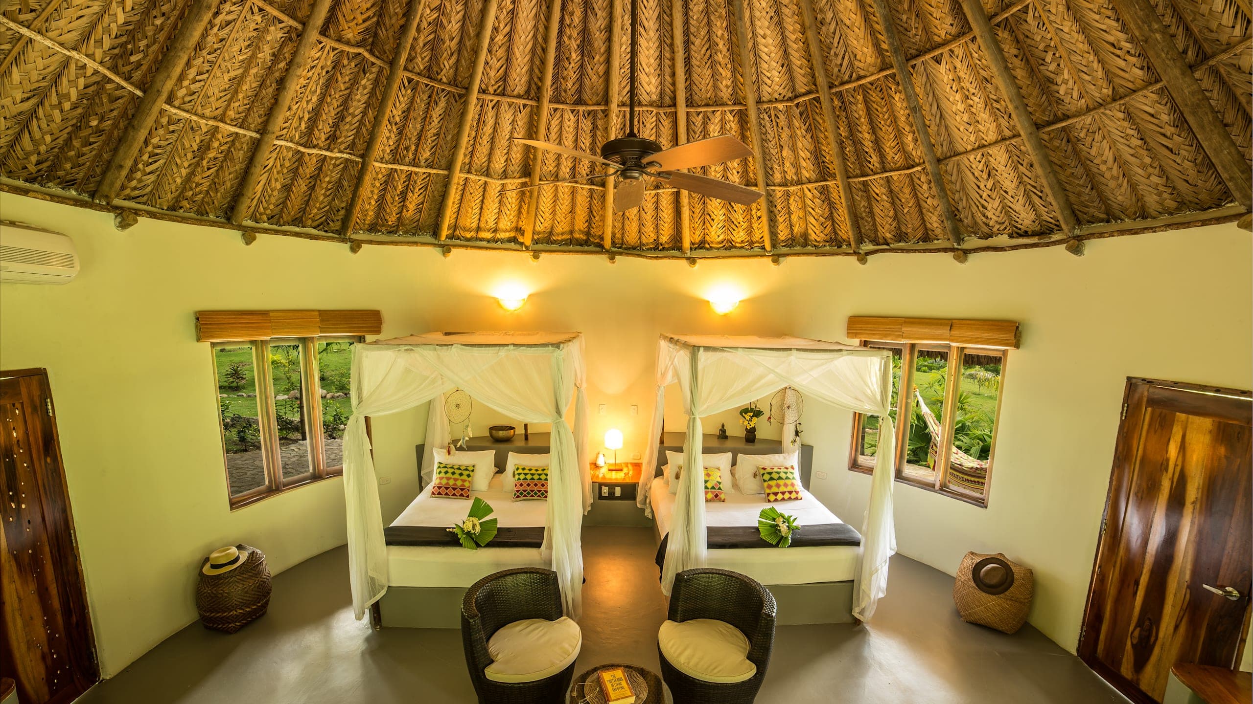 Double Queen - Image 1