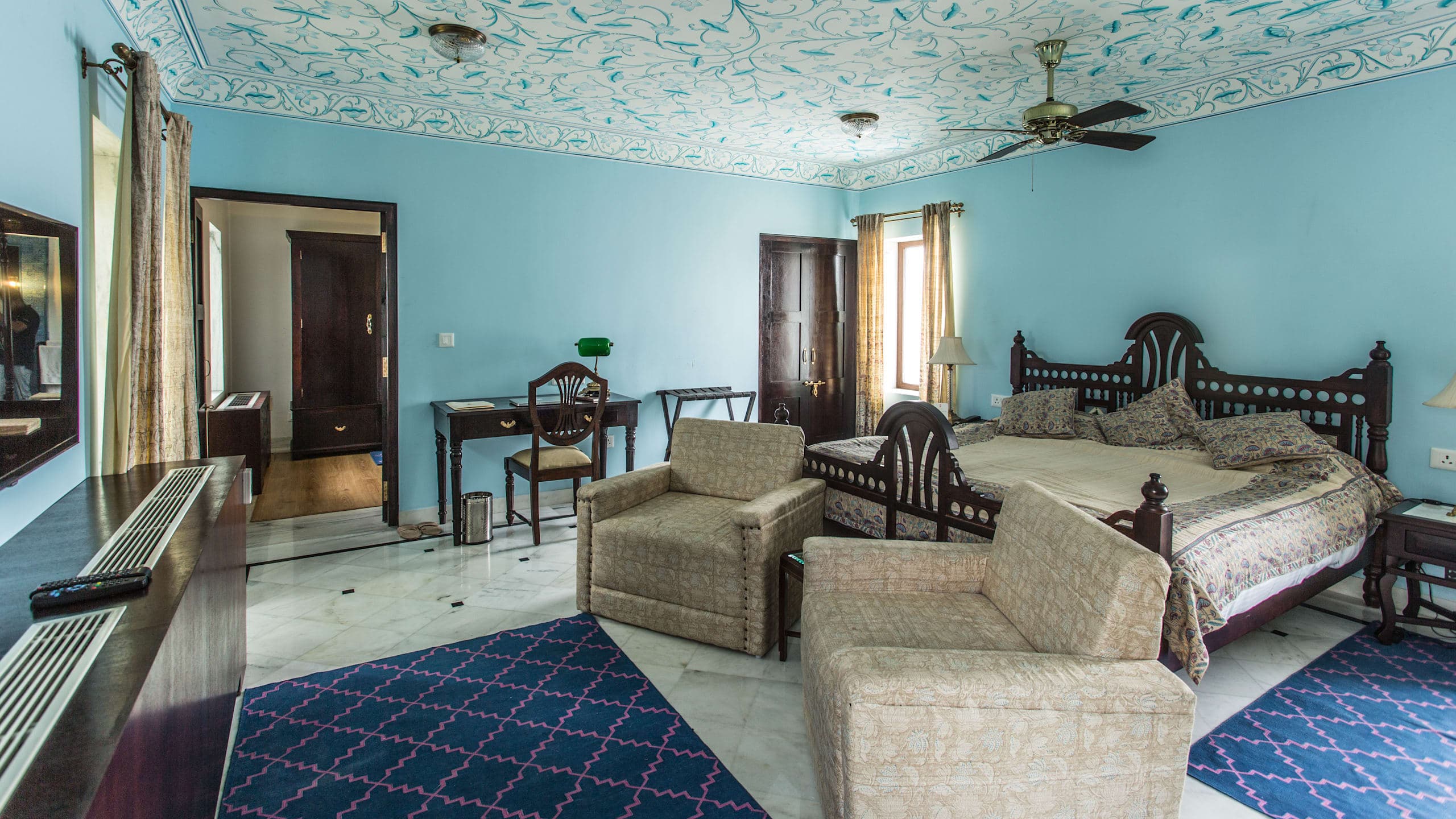 Heritage Superior - Image 1