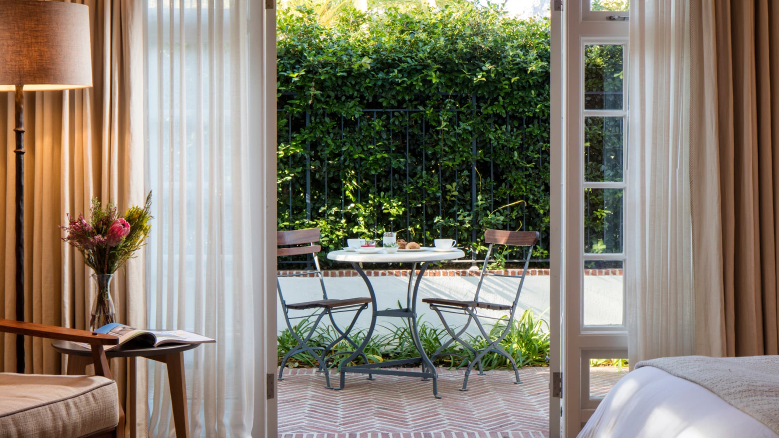 Classic Room with Terrace - Image 1