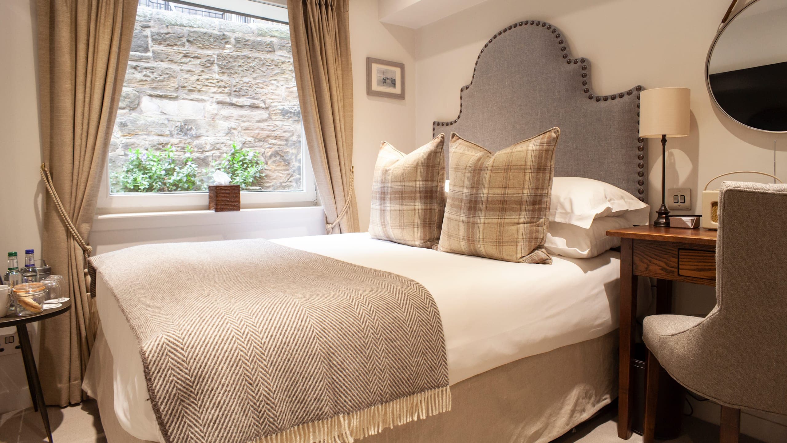 The House Petite Double - Image 1