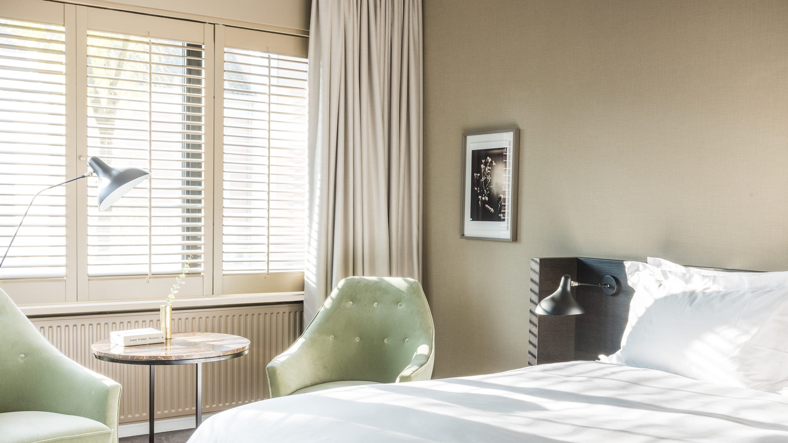 Deluxe Room - Image 4