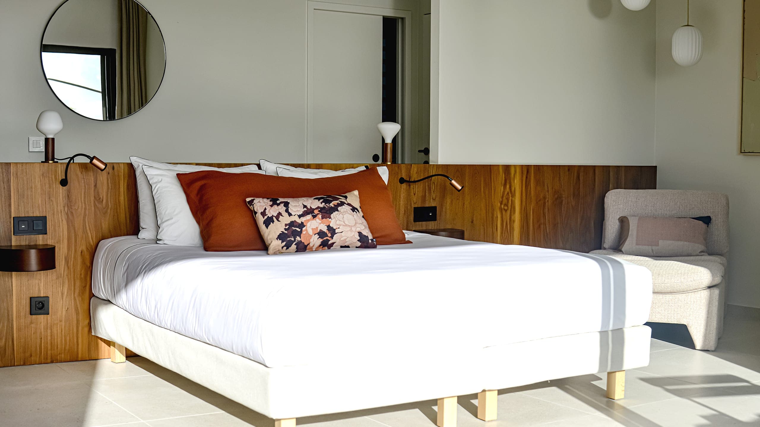 Deluxe Suite - Ocean View with Terrace - Image 21