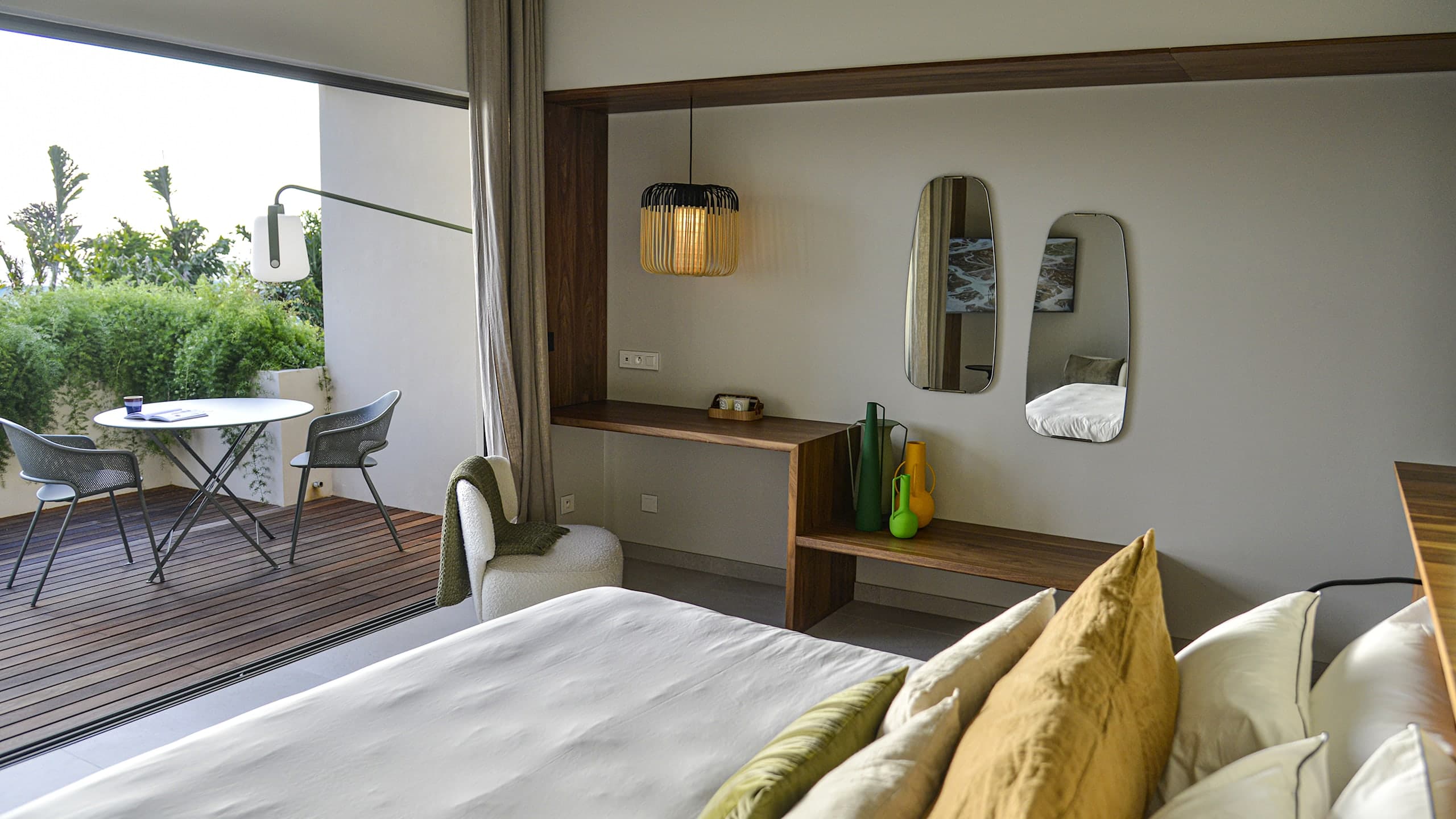 Deluxe Suite - Ocean View with Terrace - Image 8