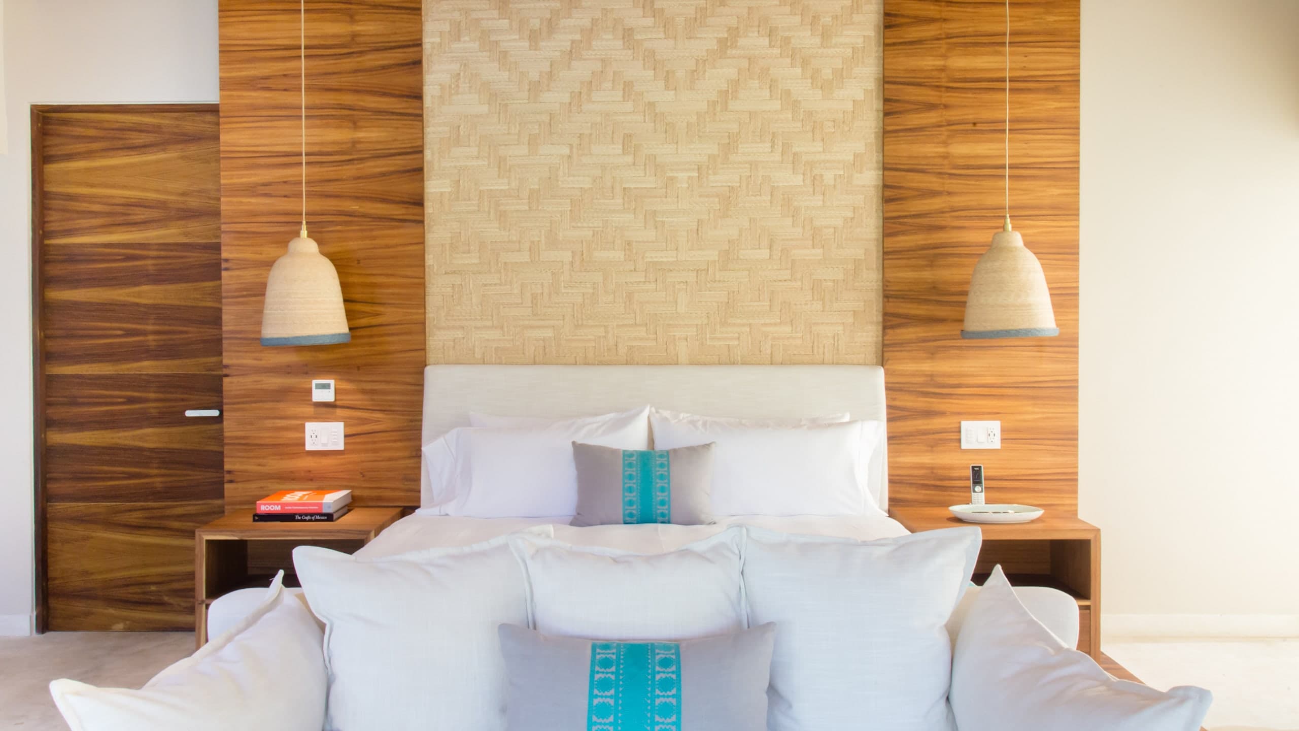 Treetop Pool Villa - Image 1