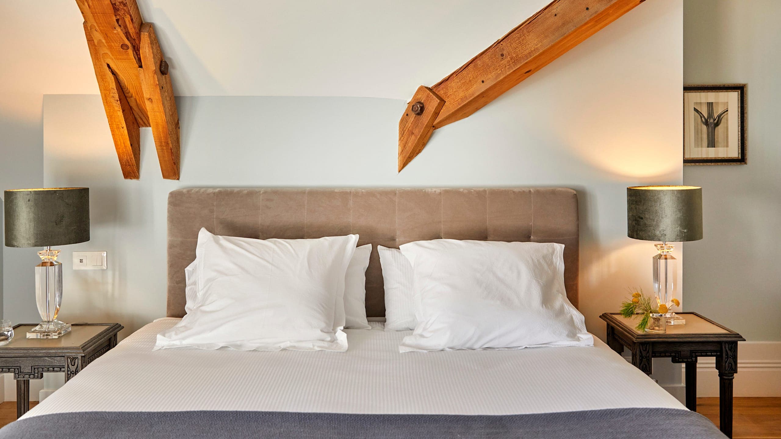 Standard Room - Image 2