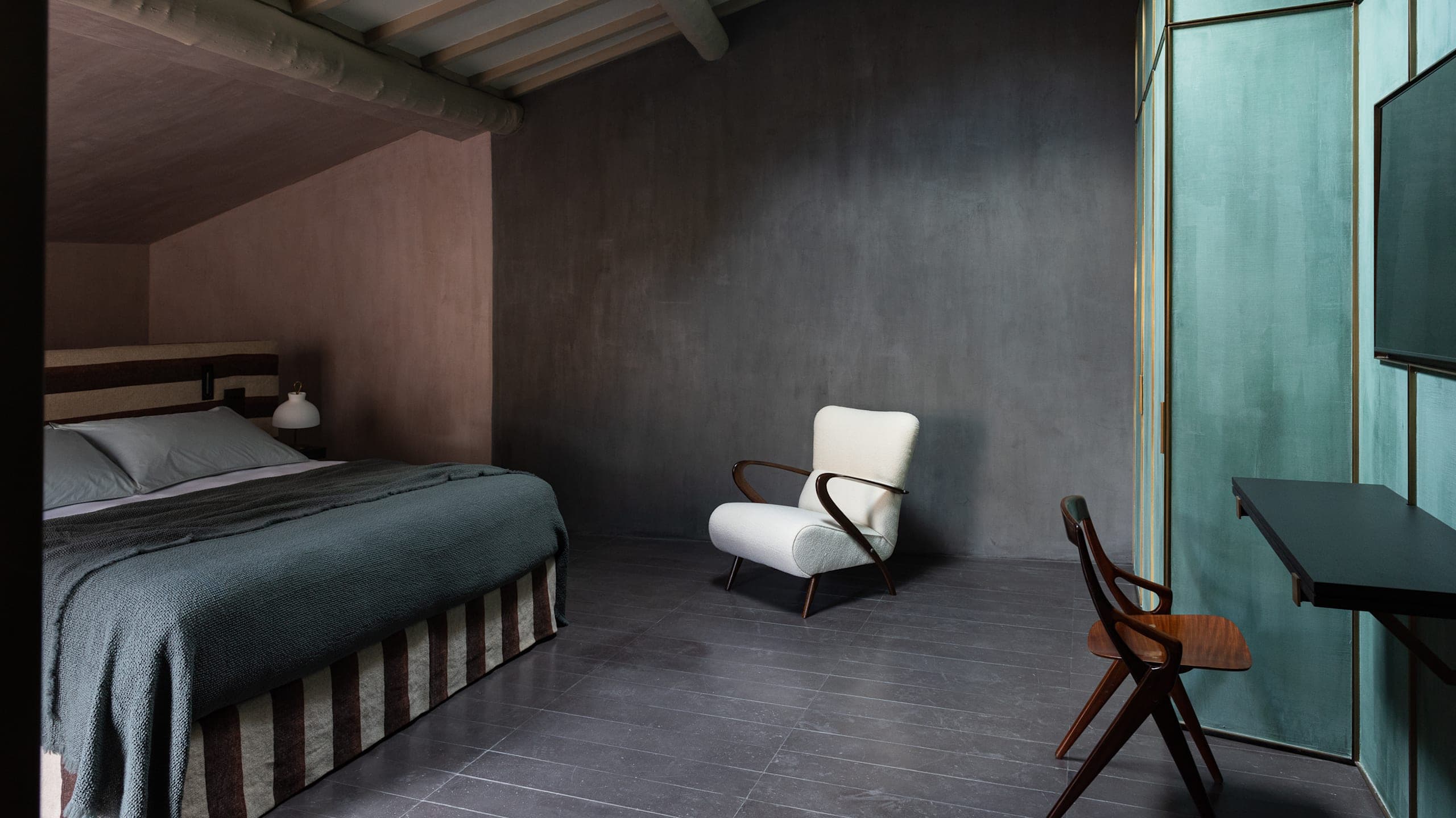 Superior Room - Image 10