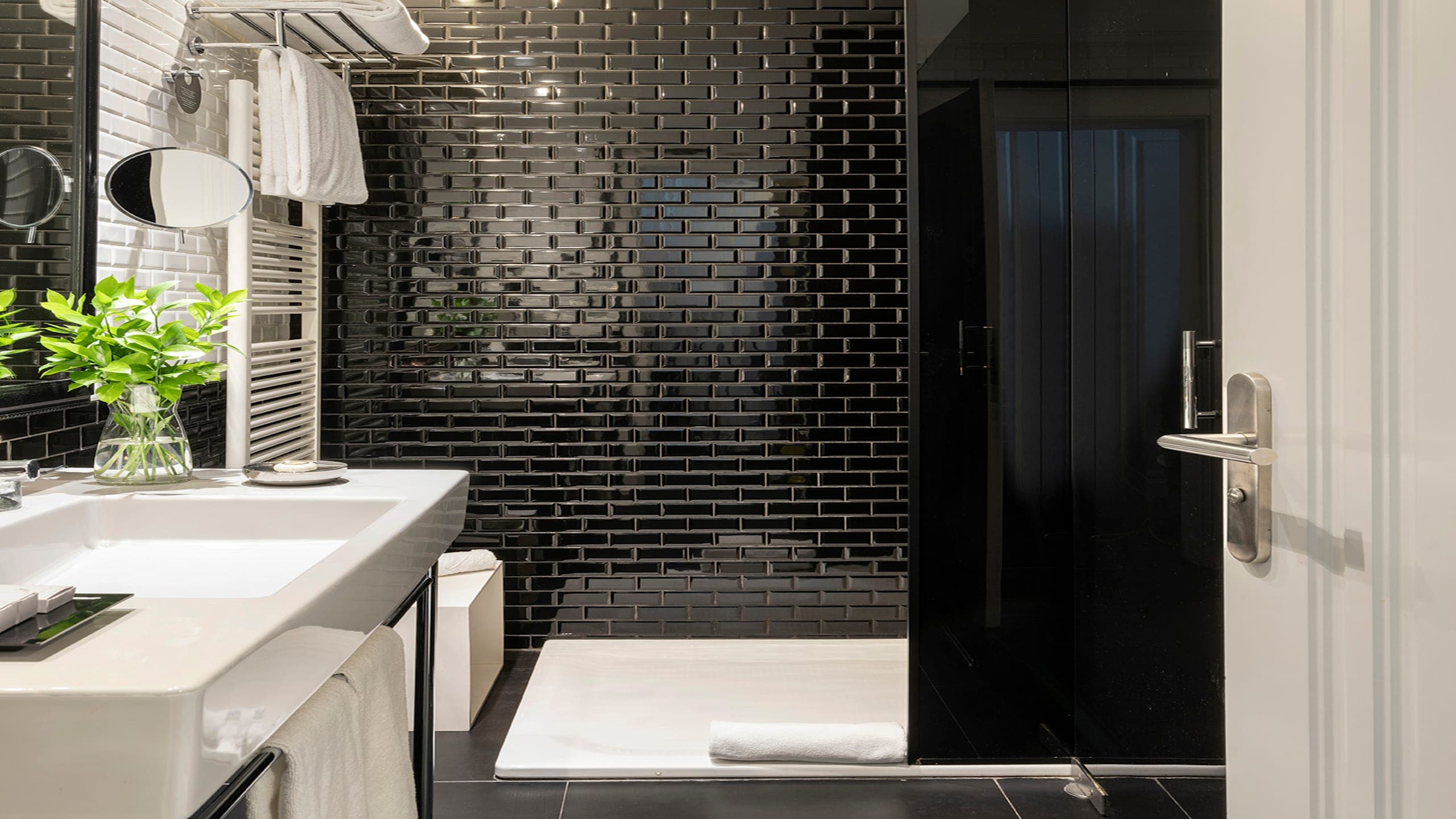 Classic Room - Image 2