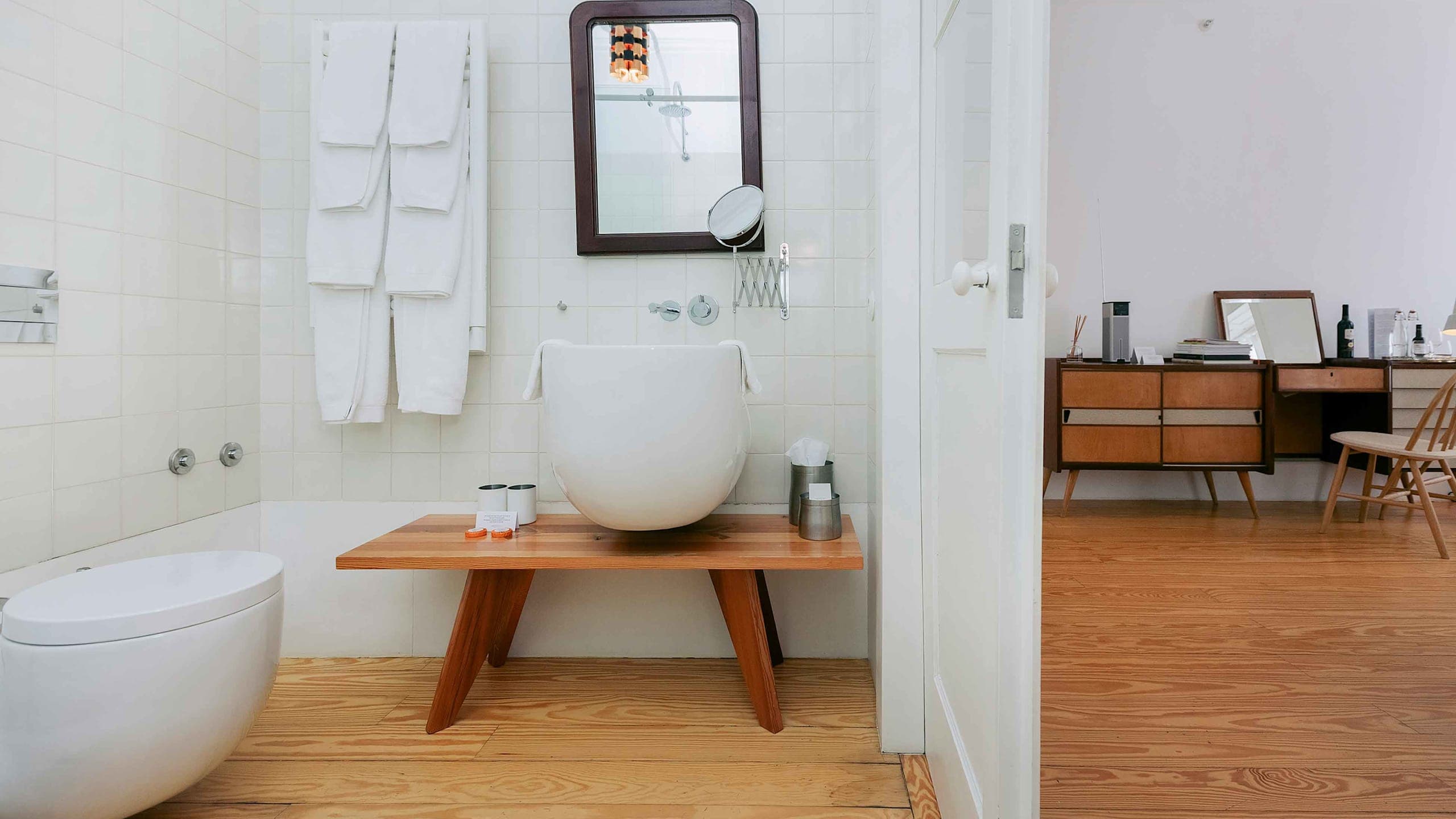 Townhouse Suite Queen Deluxe City - Image 2