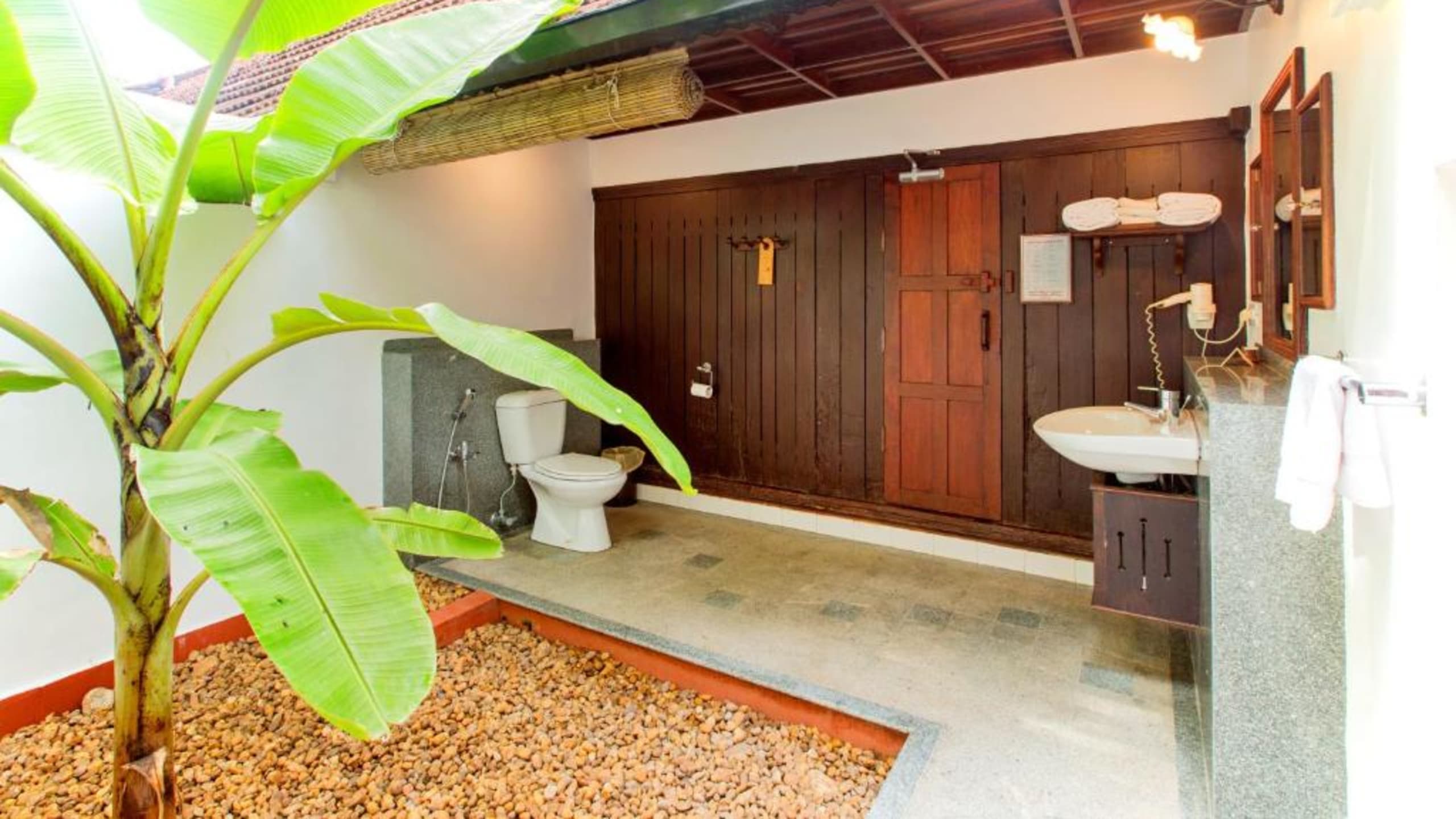 Heritage Bungalow - Image 5