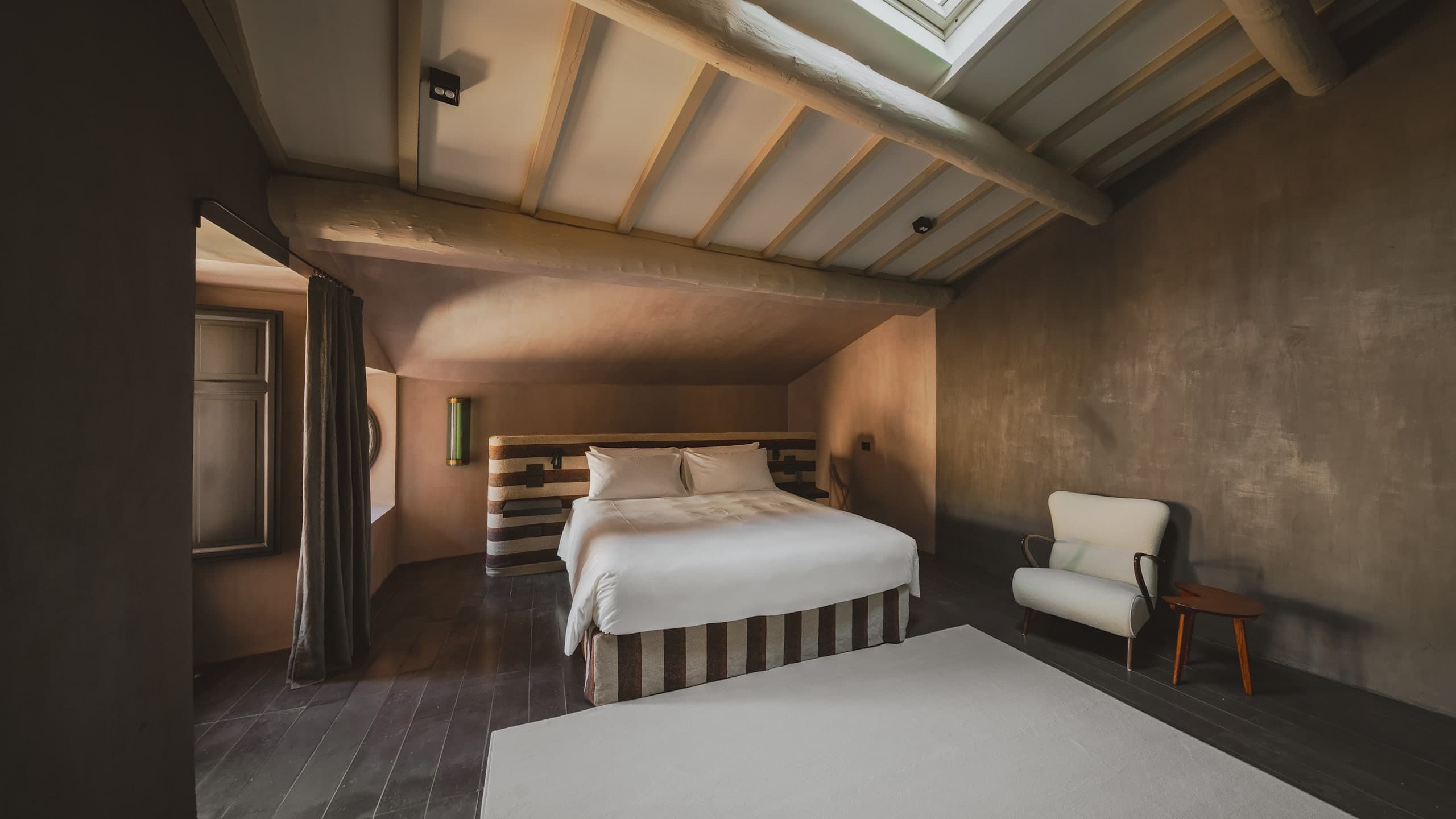 Superior Room - Image 1