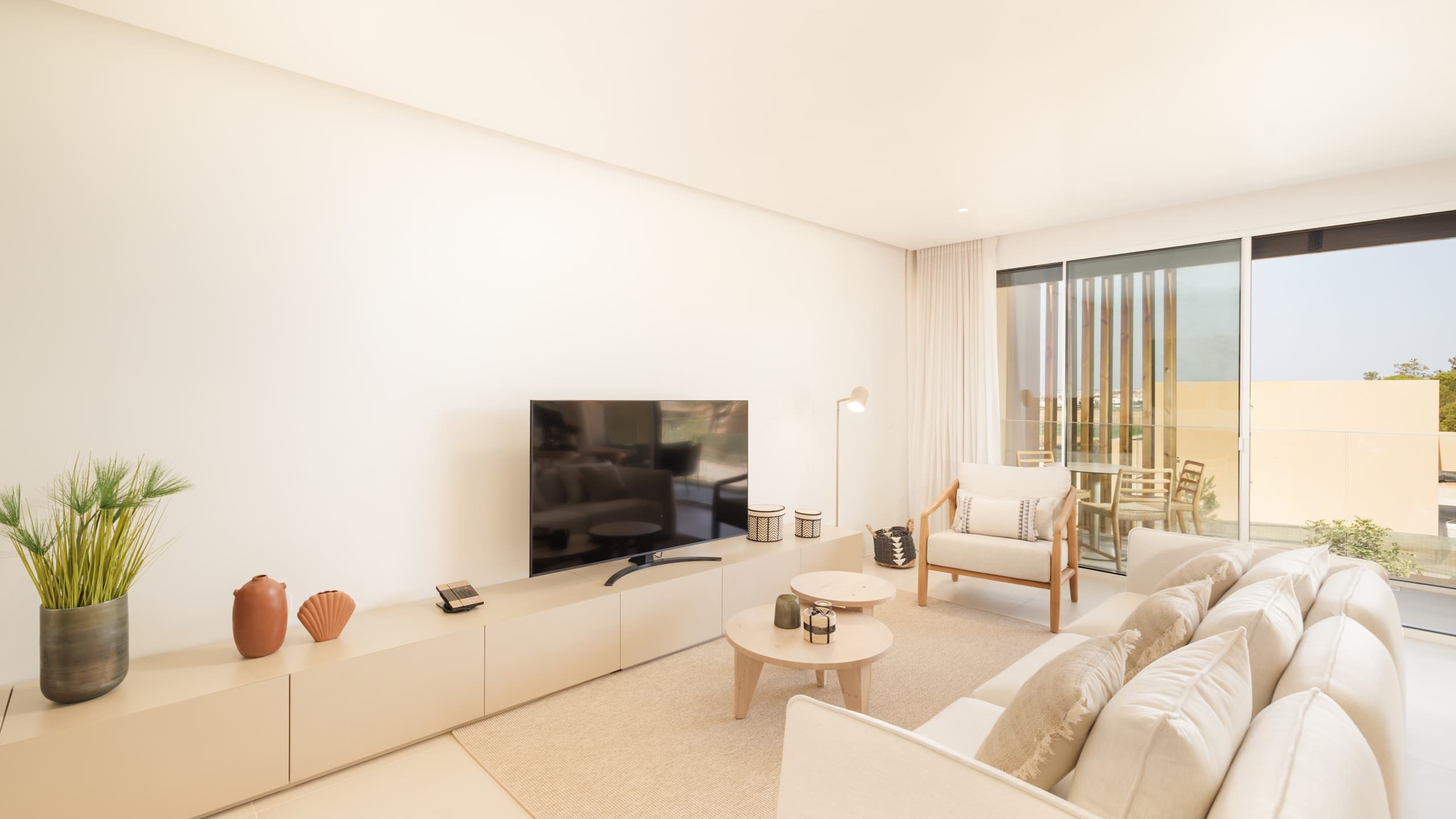 One-Bedroom Apartment - Image 5