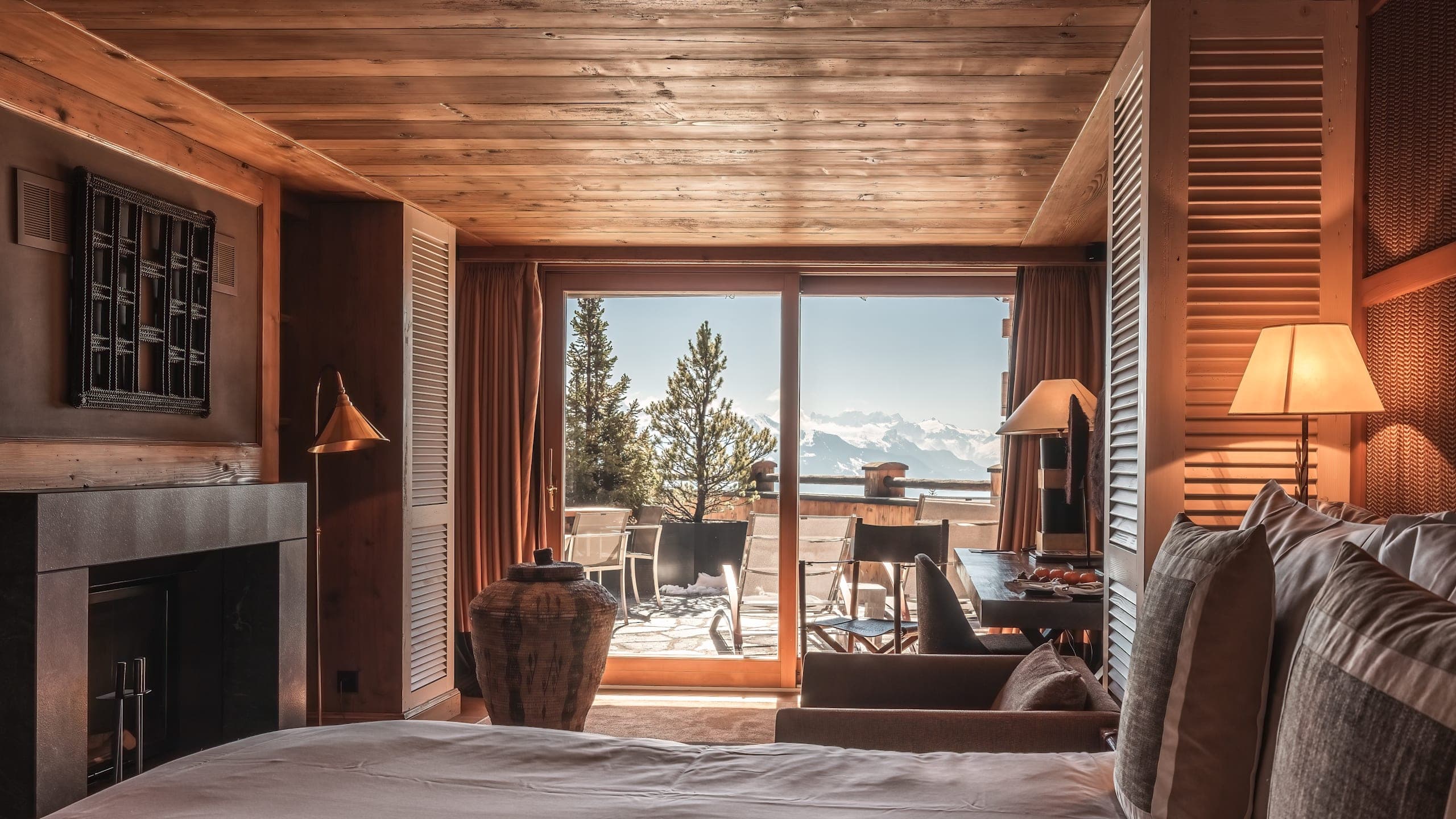 Deluxe Room - Image 6