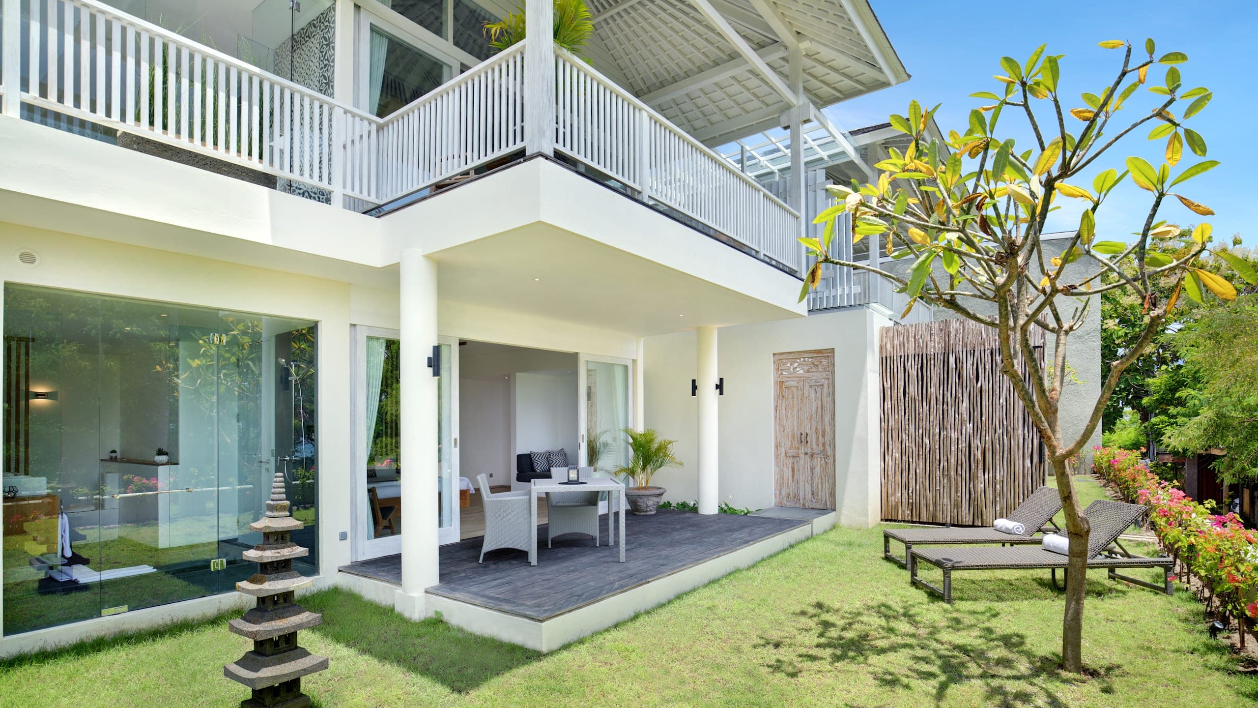 Studio Bedroom Garden View Villa - Image 3