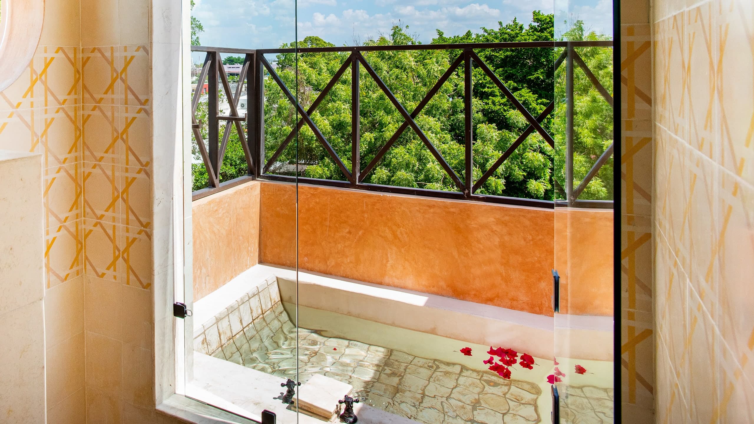 Premium Rooftop Suite King - Image 10