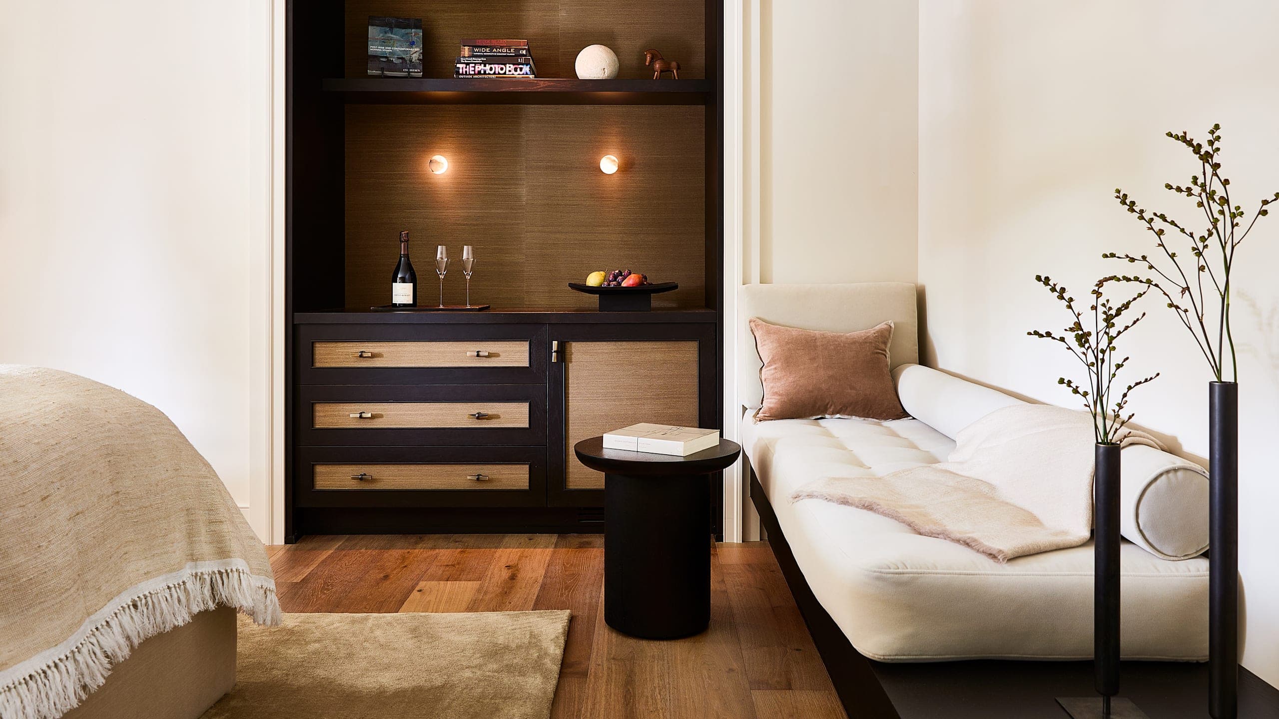 Deluxe Room - Image 1