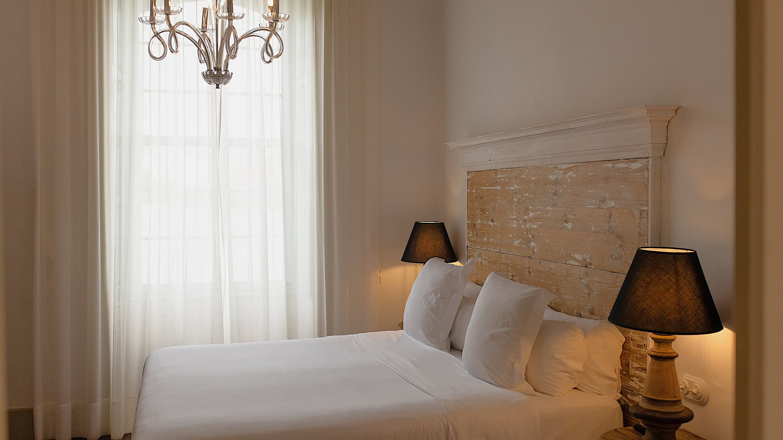 Number Four Double - Image 4