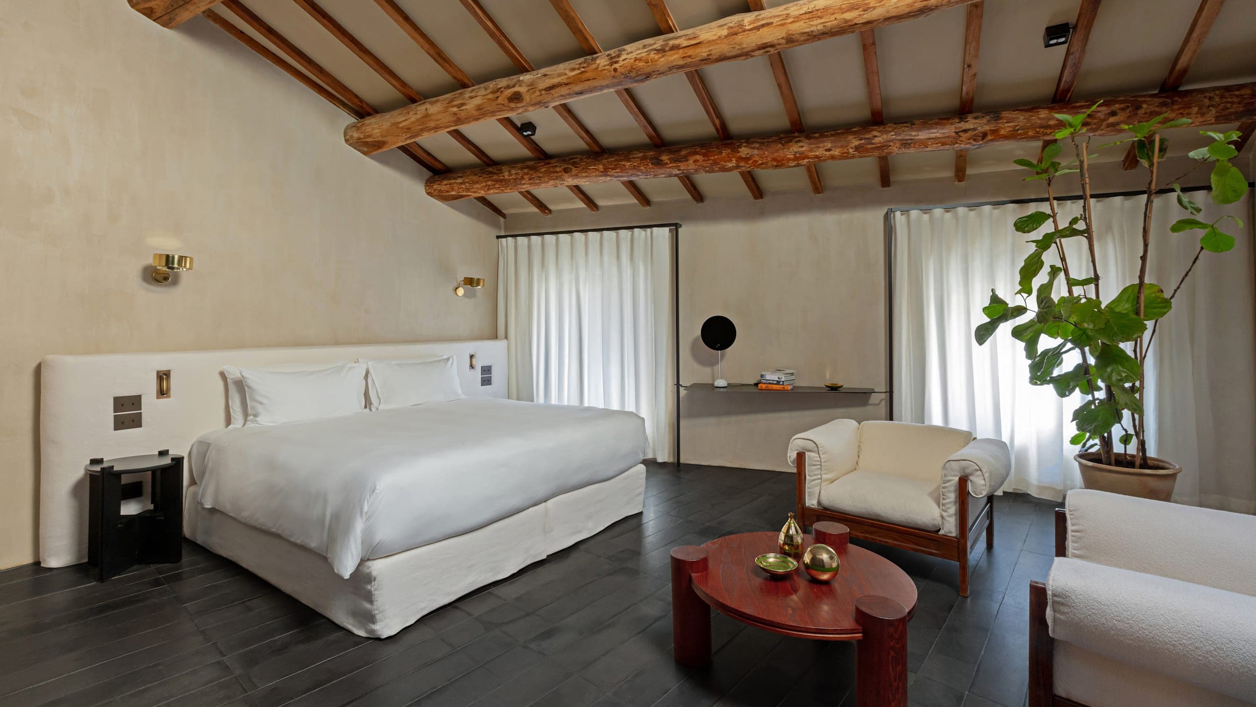 Superior Room - Image 7