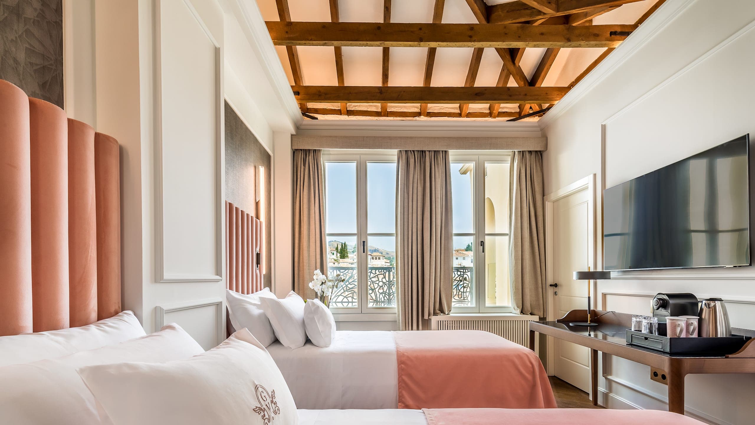 Royal Suite - Image 6