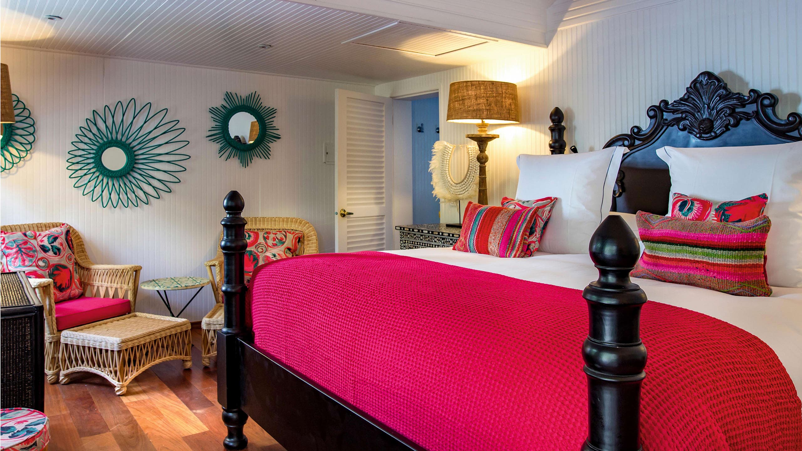 Plantation Bungalow Garden View - Image 3