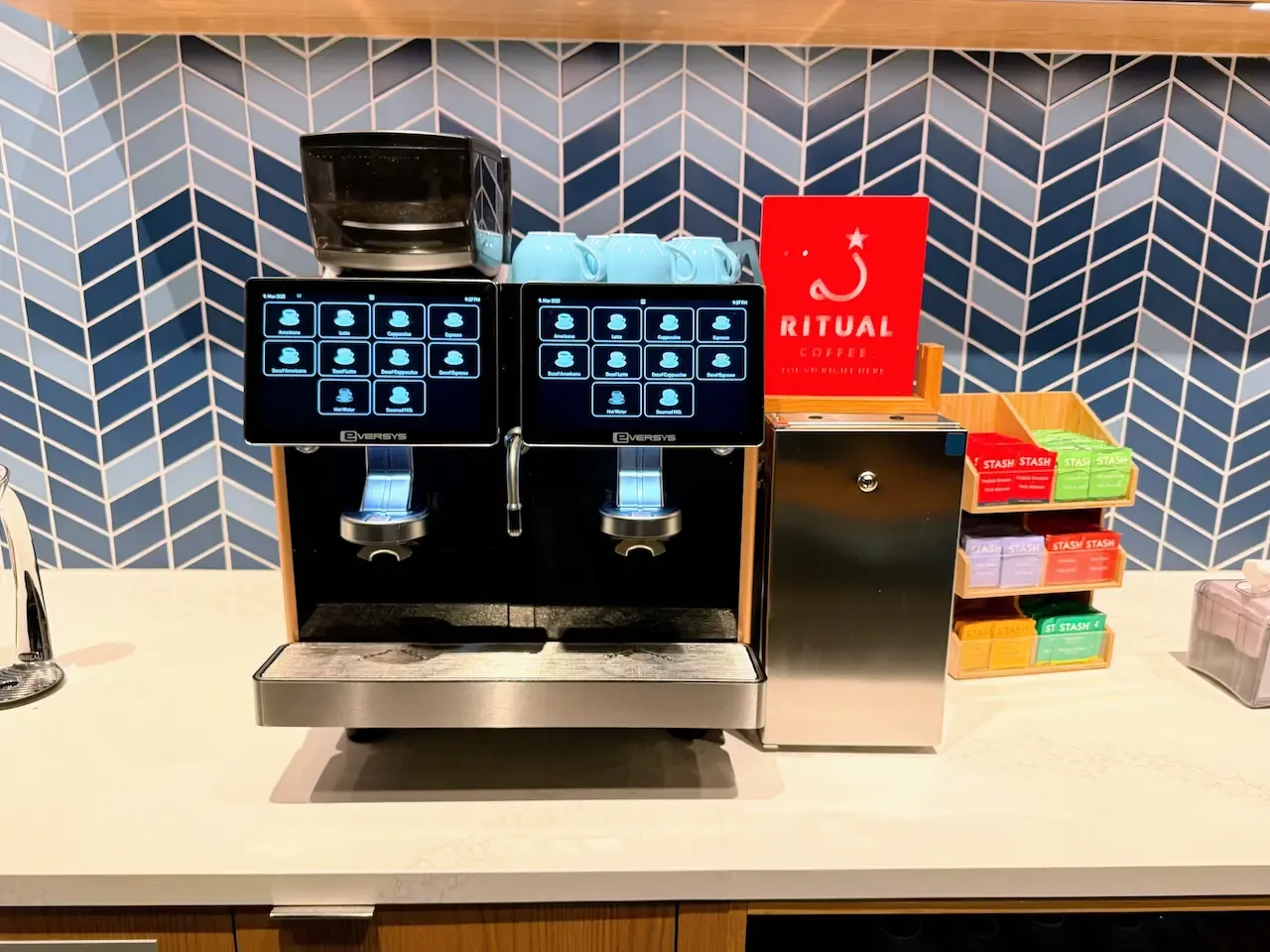 Alaska Airlines Lounge SFO Coffee 1