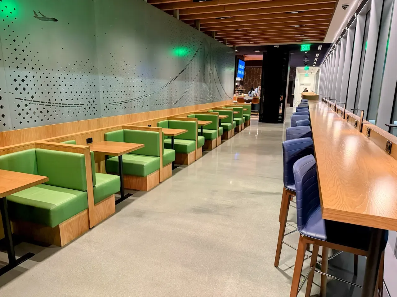 Alaska Airlines Lounge SFO Seating Walkway